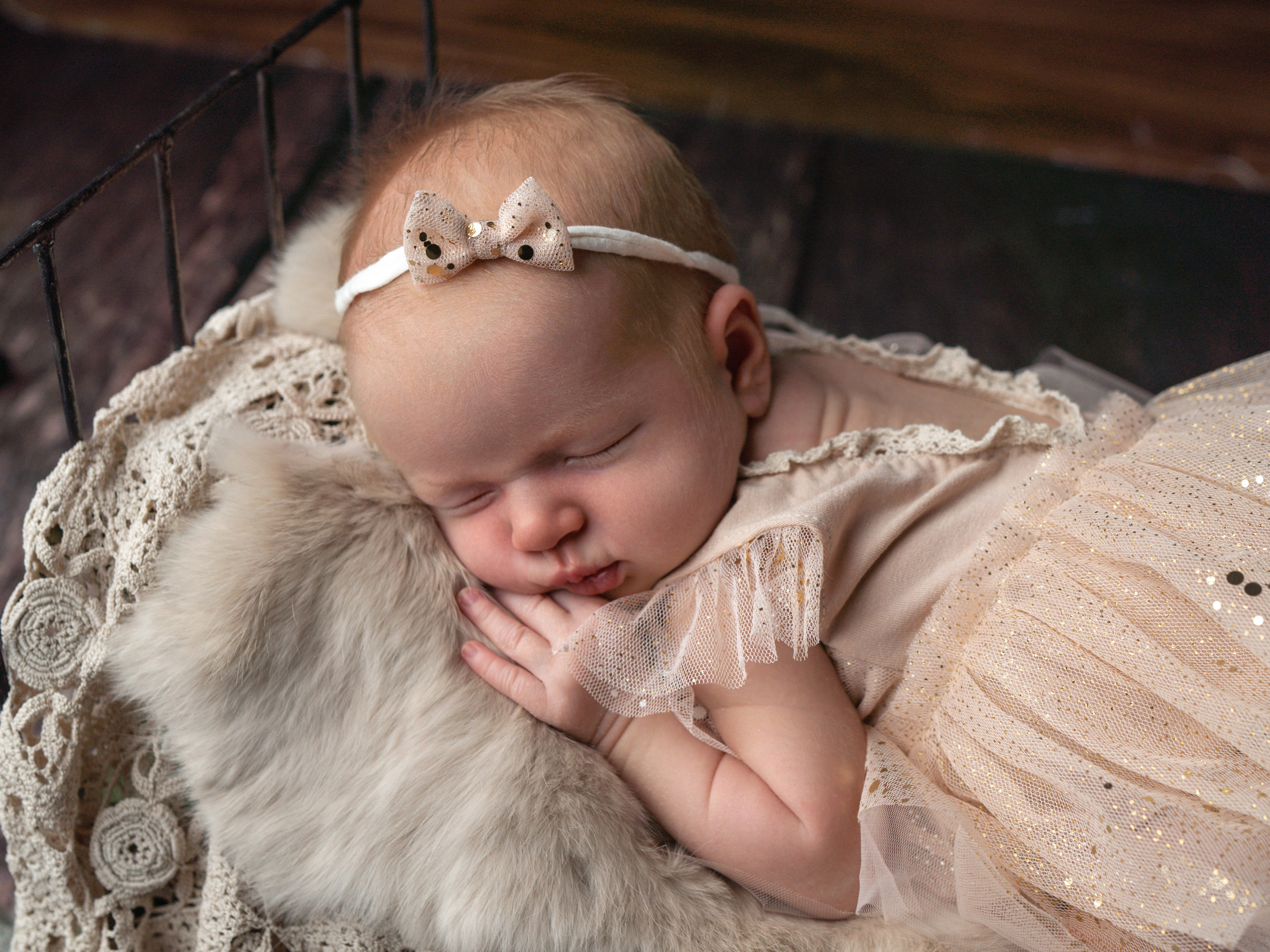 НьюБорн Алиса. Фотограф Зинаида Евдокимова