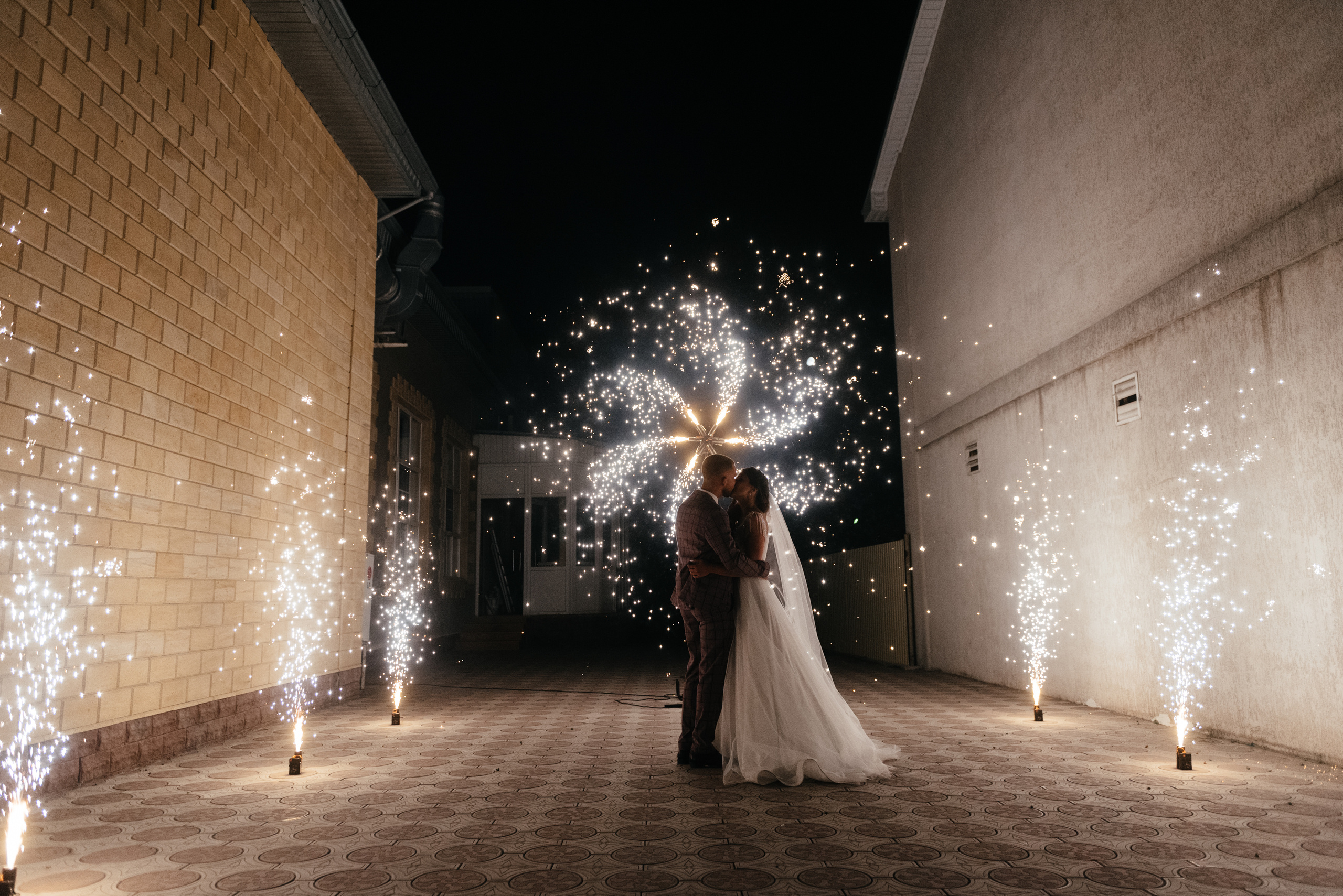 Wedding and family photographer in Dubai Vasilii Albul