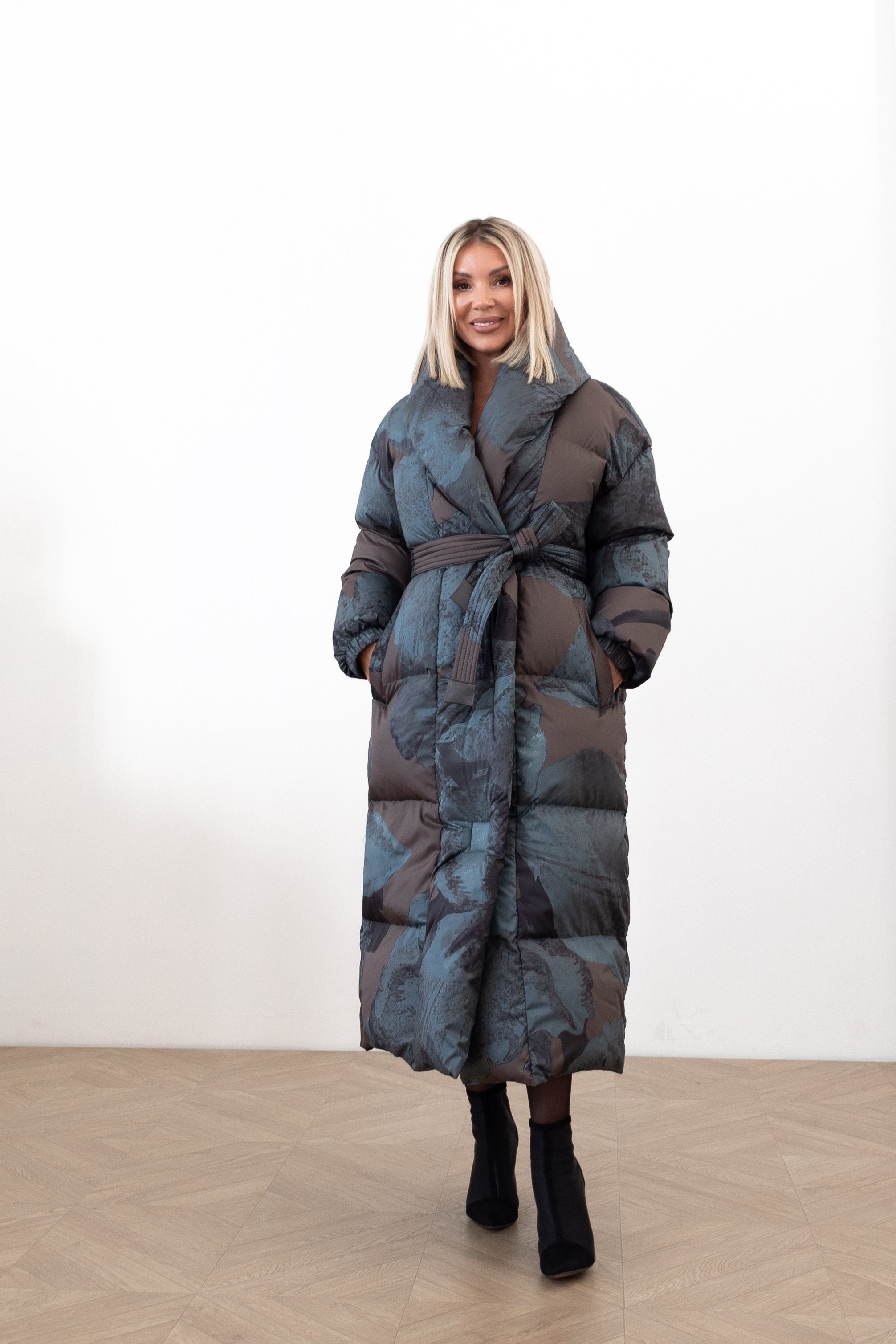 MY BEVERLY COAT — каталог. Фотограф для брендов в Санкт-Петербурге — Анита Вернер