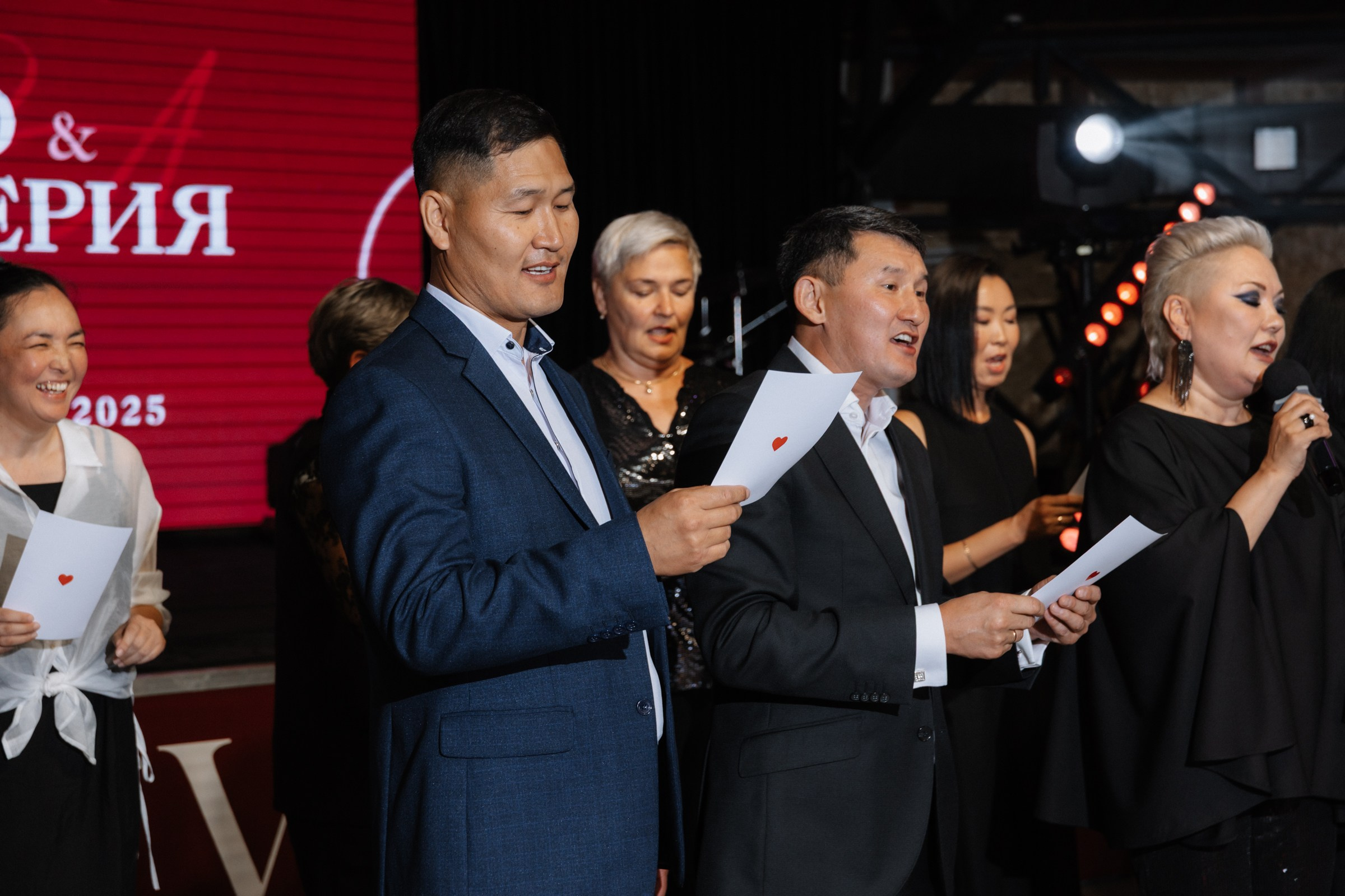 Бато и Валерия. Фотограф Улан-Удэ