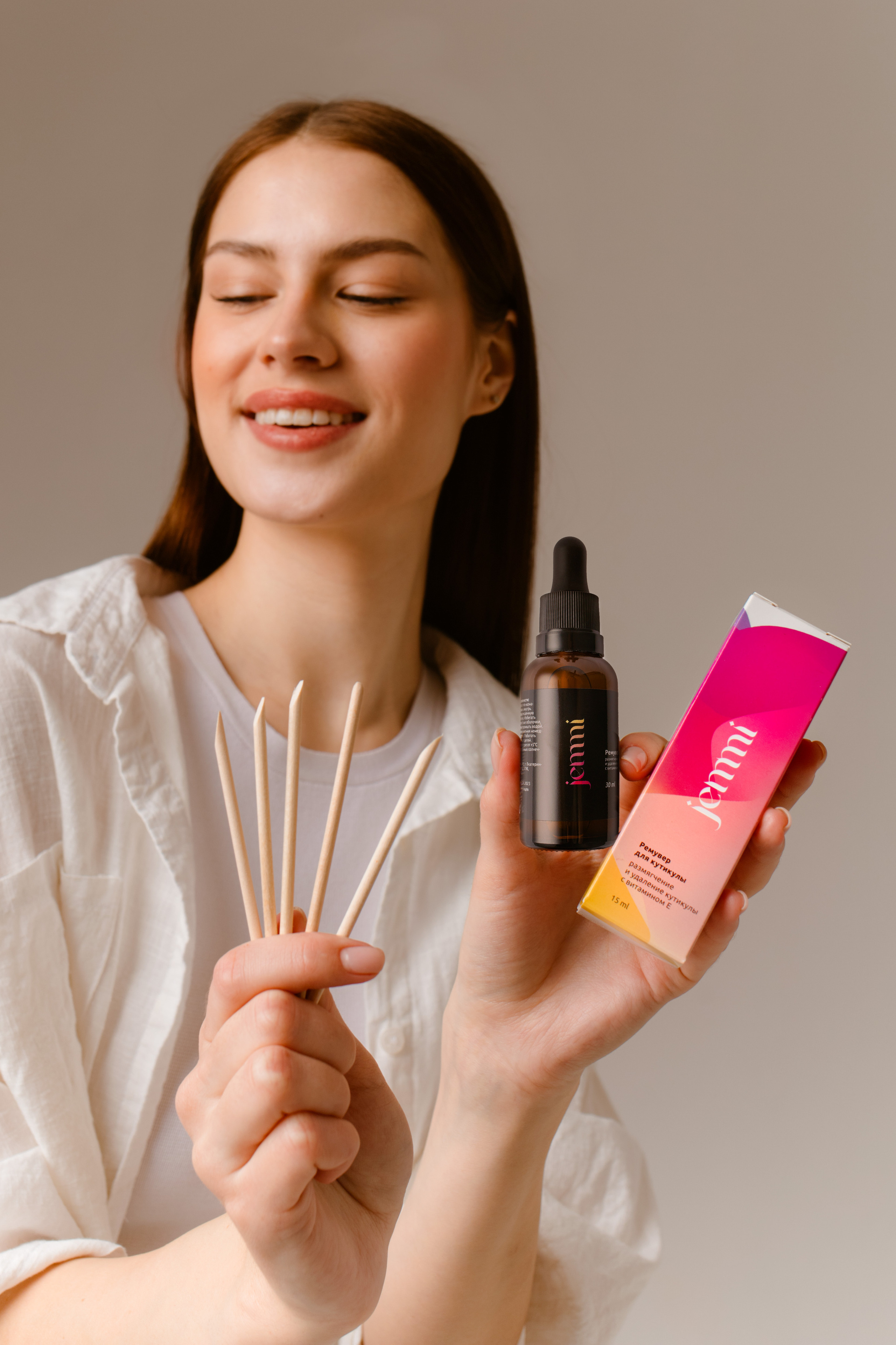 Ремувер для кутикулы. Катерина Аникеева | Фотограф | Екатеринбург