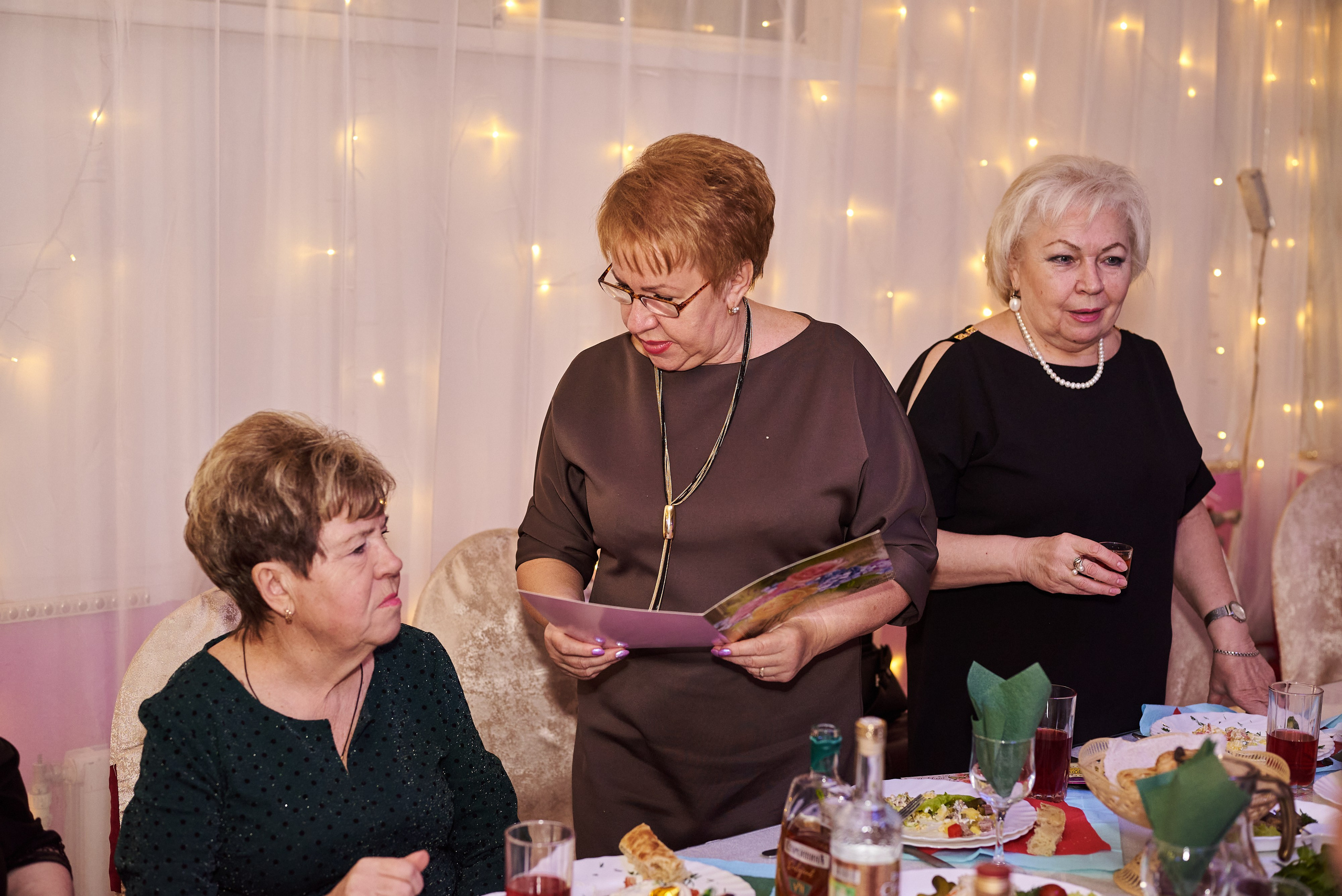 Торжества (юбилеи, корпоративные мероприятия). Выпускные Альбомы в Нижнем Новгороде