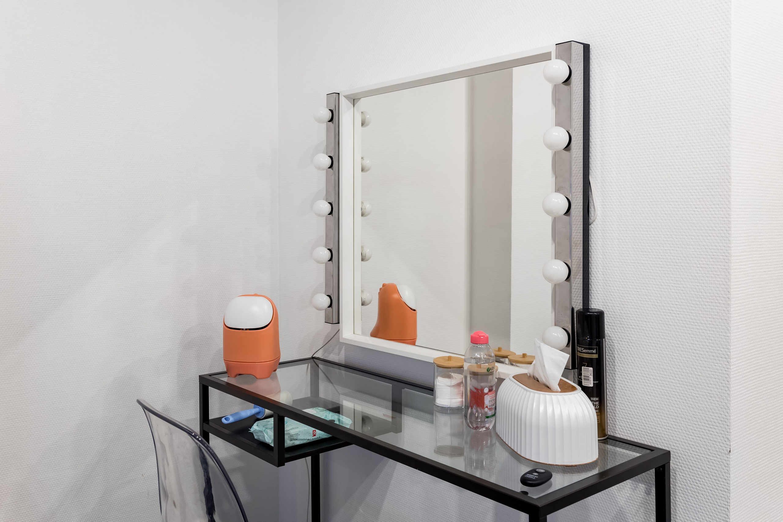 Фотостудия автопортрета Smola. Интерьеры, Контент, Портреты | Фотограф в Москве Дани Терно