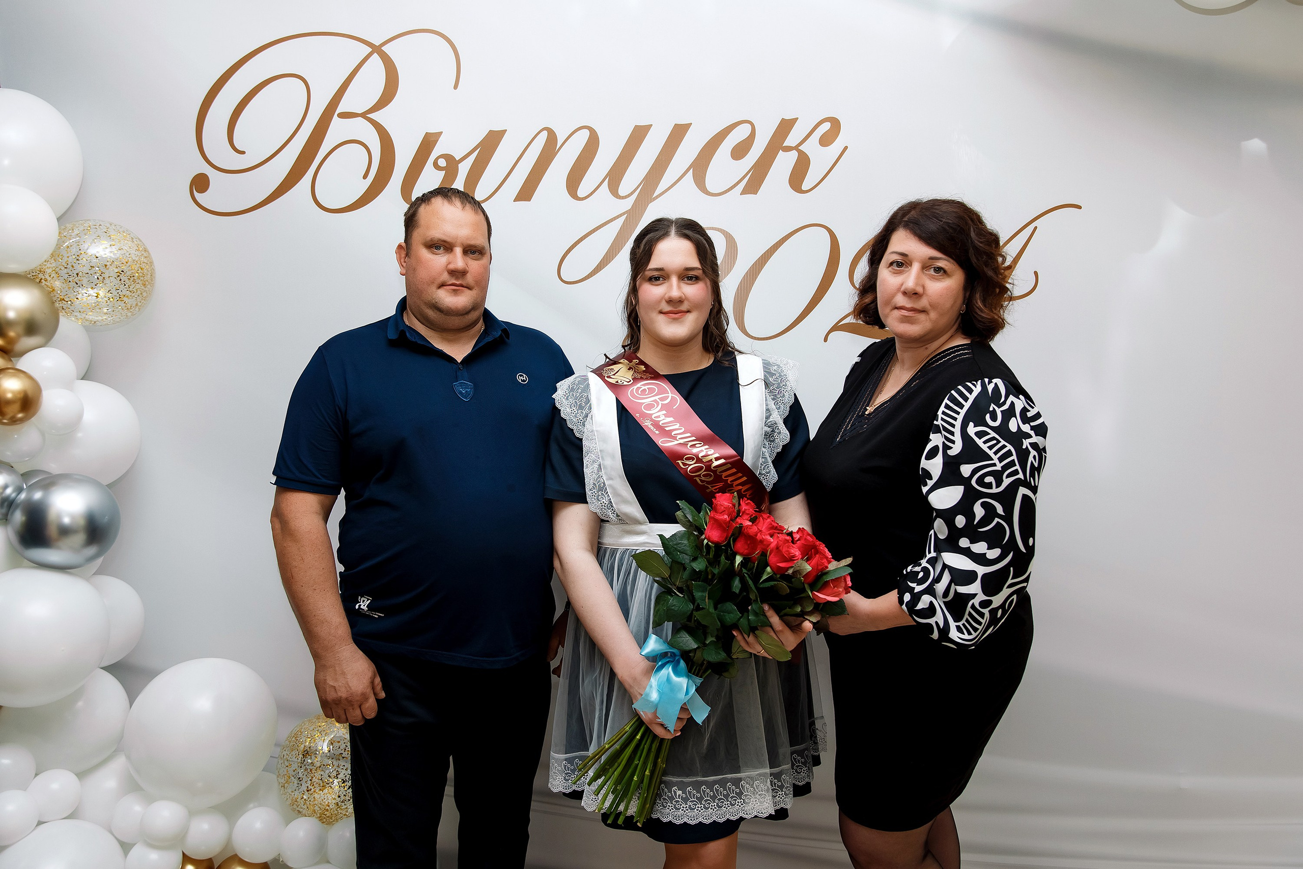 11 класс Последний звонок. Фотограф Любовь Корниенко, Примоский край