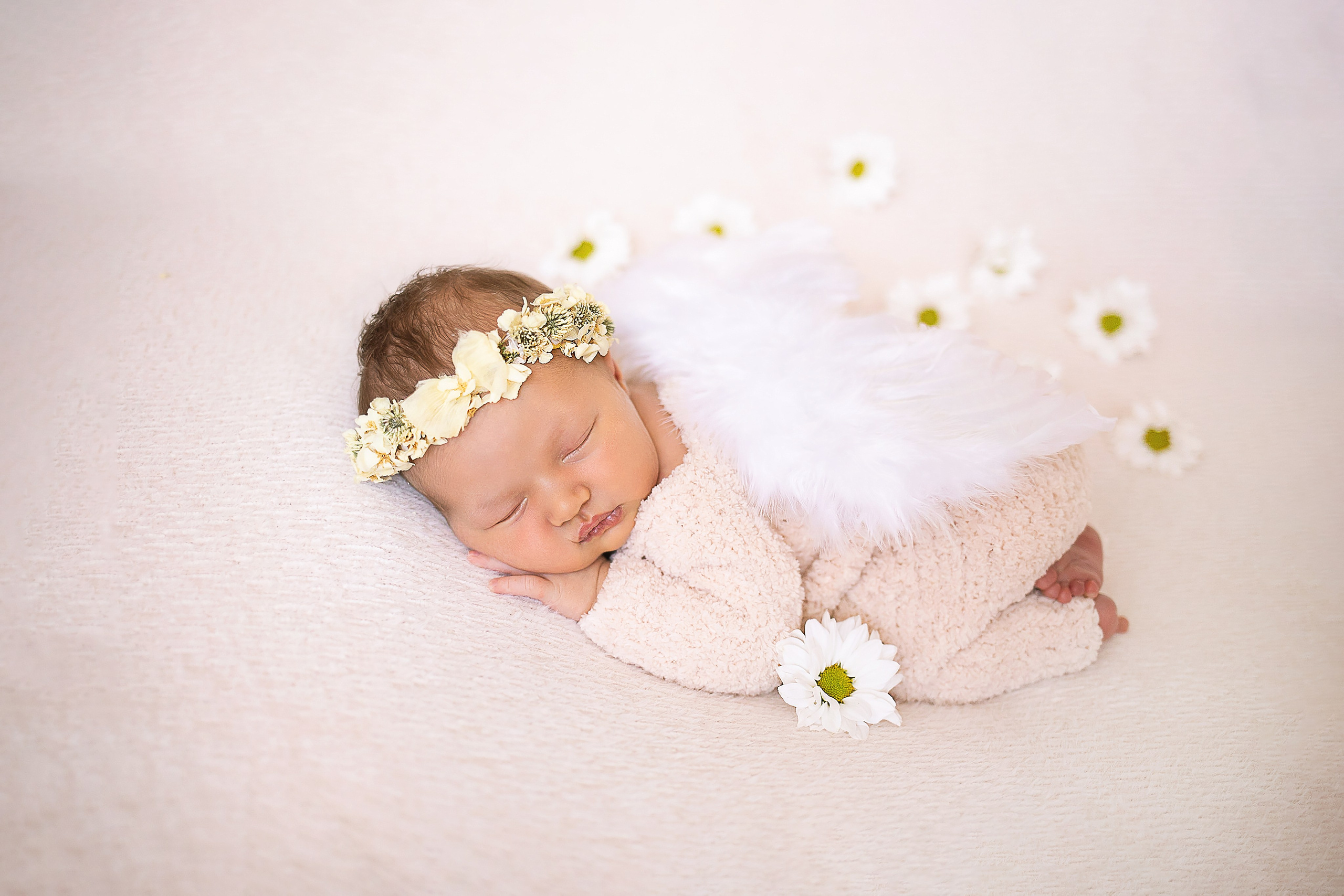 Фотосессия новорожденного. Фотограф новорожденных в Новосибирске