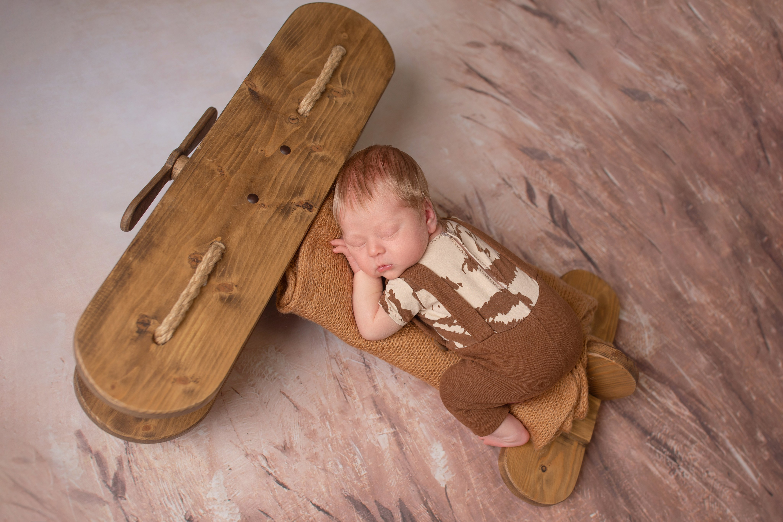 Фотосъемка младенцев Хабаровск, фотосессия новорожденных Хабаровск, фотосессия newborn Хабаровск, Лучший ньборн фотограф в Хабаровске, первый ньборн фотограф в Хабаровске, Лучший ньберн фотограф в Хабаровске. Лучший newborn фотограф в Хабаровске, ньберн фотограф в Хабаровске