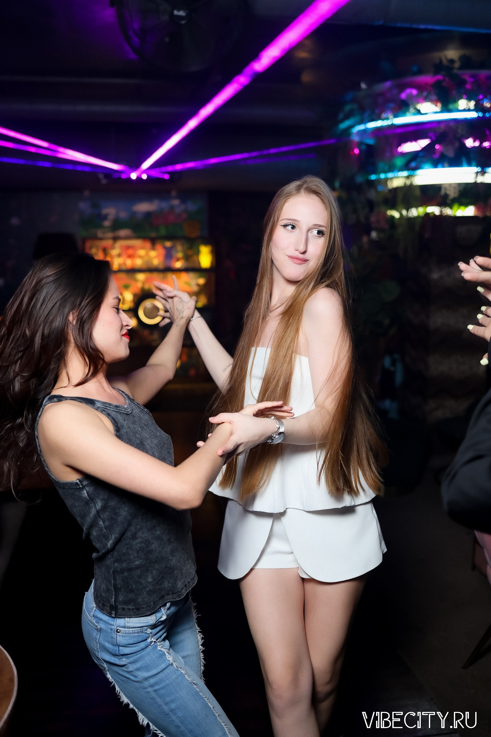 DOUBLE U. VIBECITY.RU Вайб Сити Ру Фоторепортажи Фотоотчеты Калининград