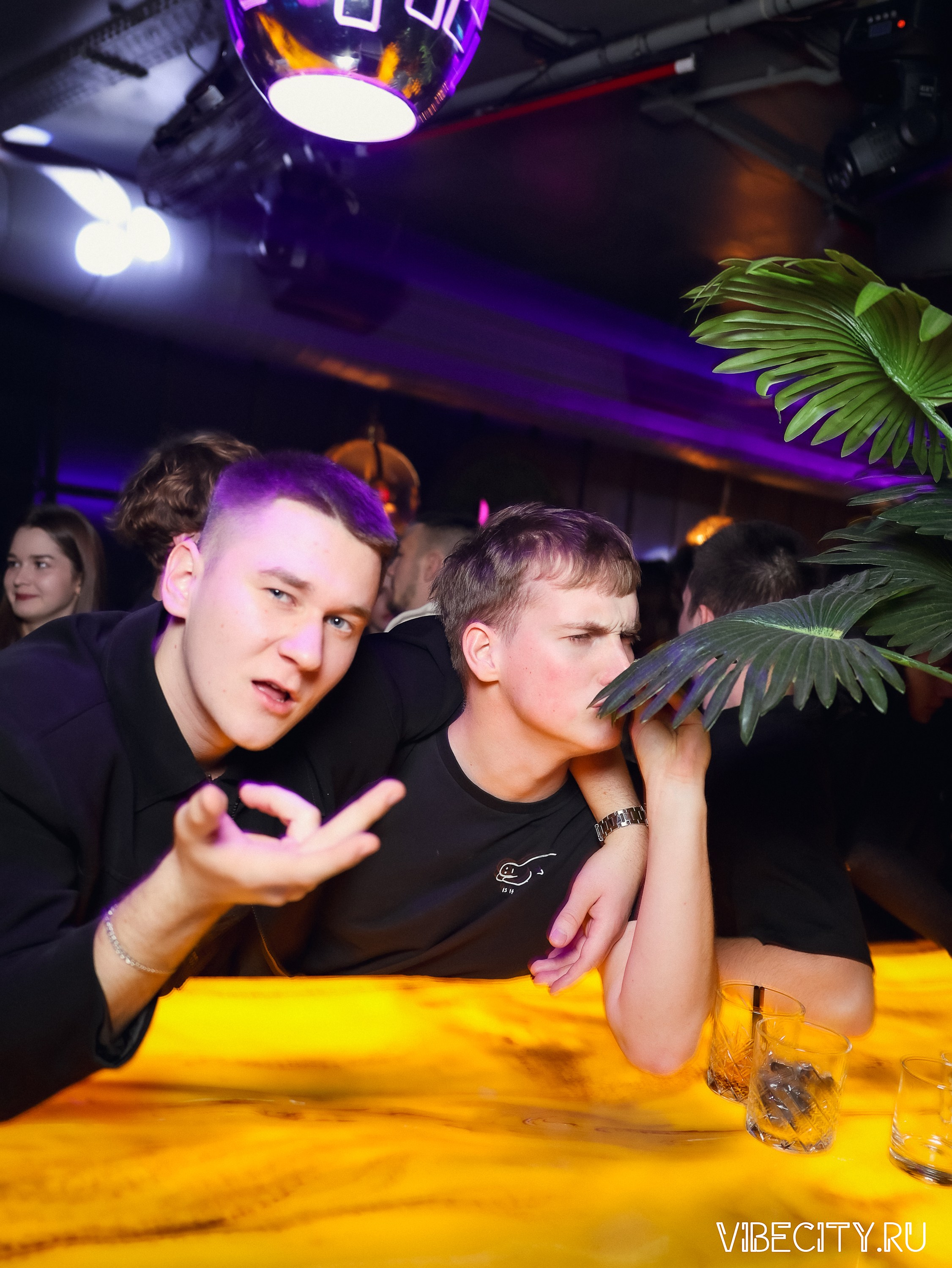 DOUBLE U. VIBECITY.RU Вайб Сити Ру Фоторепортажи Фотоотчеты Калининград