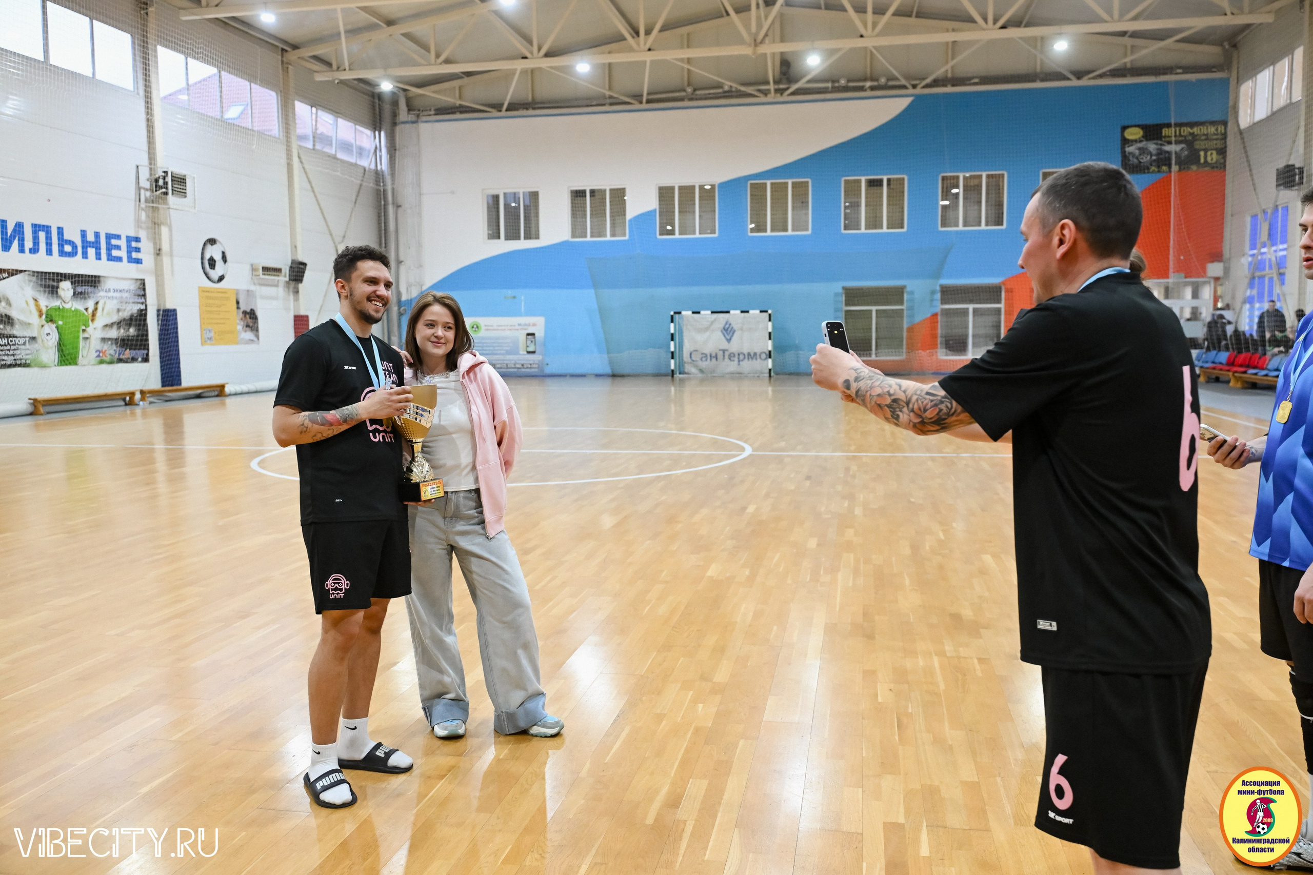 8 тур Корпоративной Бизнес-Лиги по футзалу. VIBECITY.RU Вайб Сити Ру Фоторепортажи Фотоотчеты Калининград