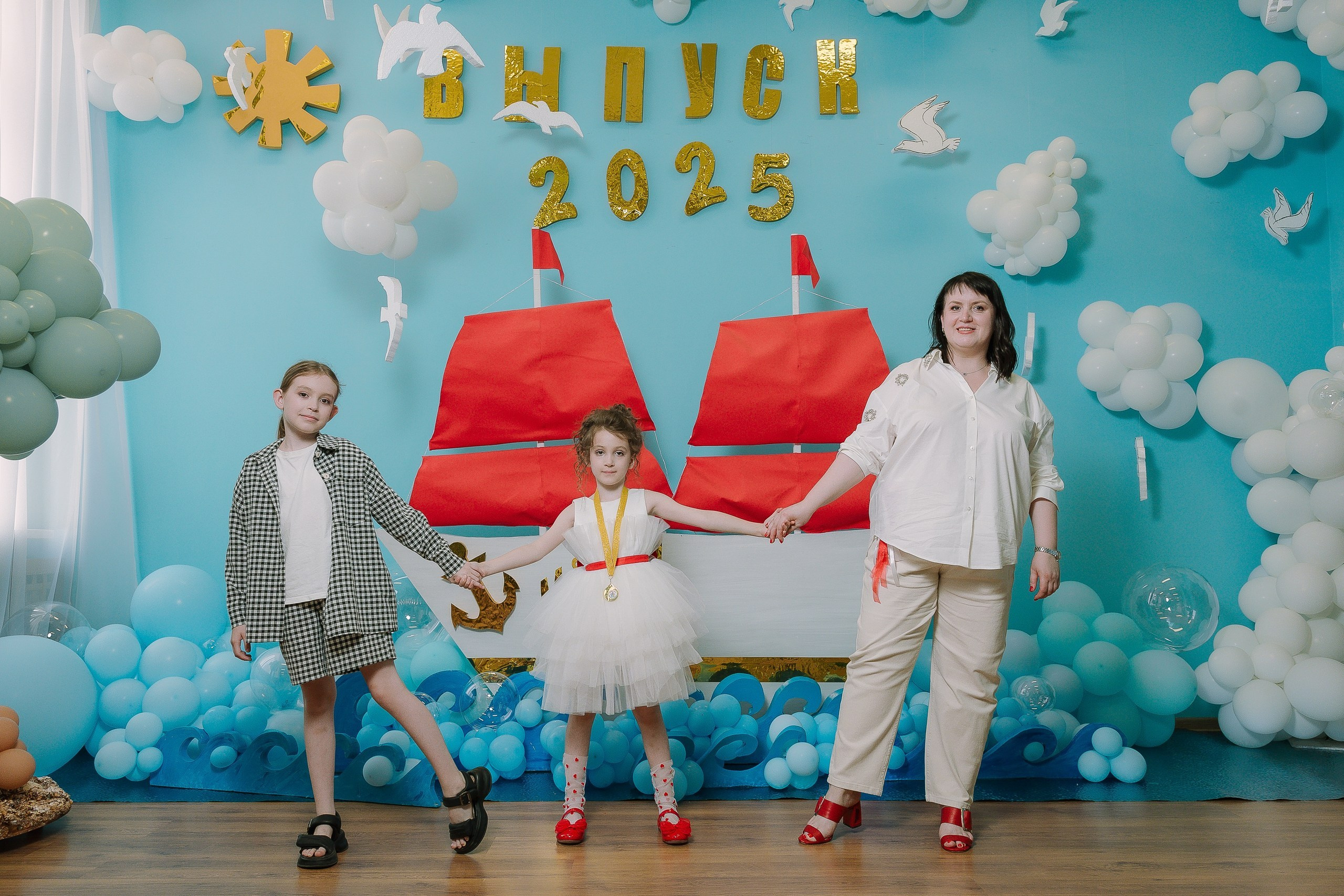 Выпускной 10 ДС. Выпускные альбомы Натальи Бутко: Новороссийск, Анапа, Геленджик