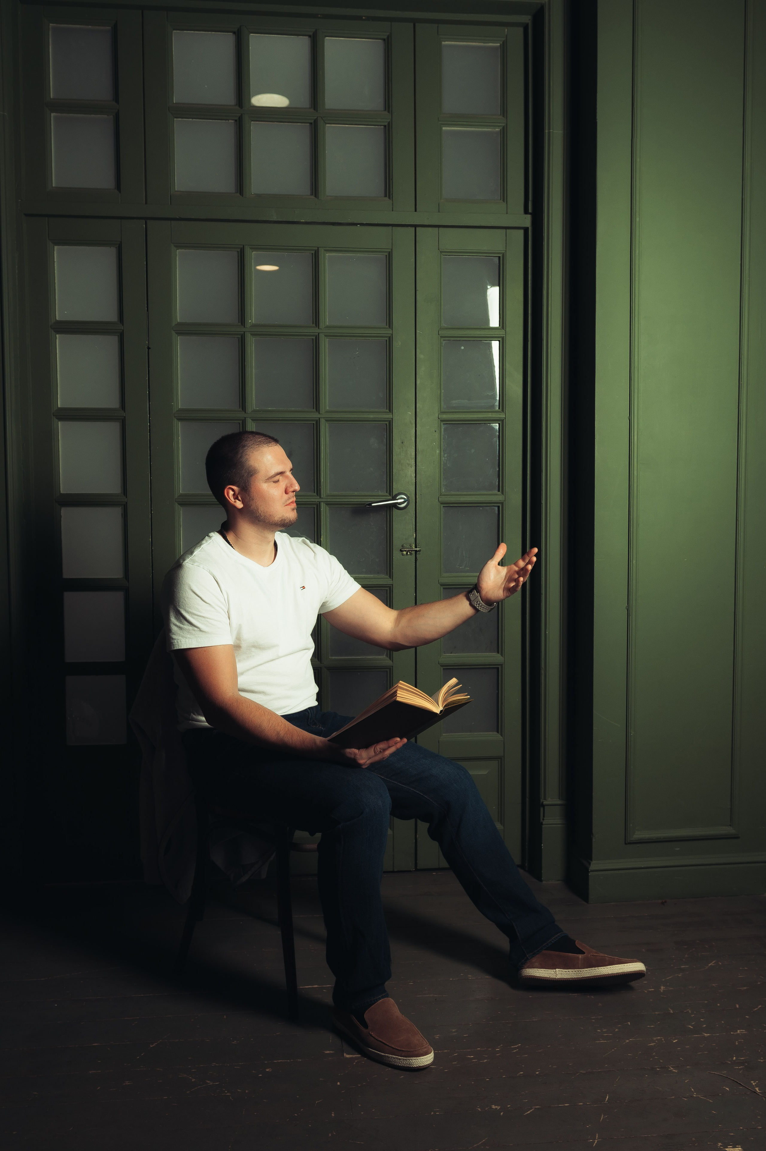 Никита Пустовалов — портретная съёмка. Иван Кубик — фотограф и видеограф