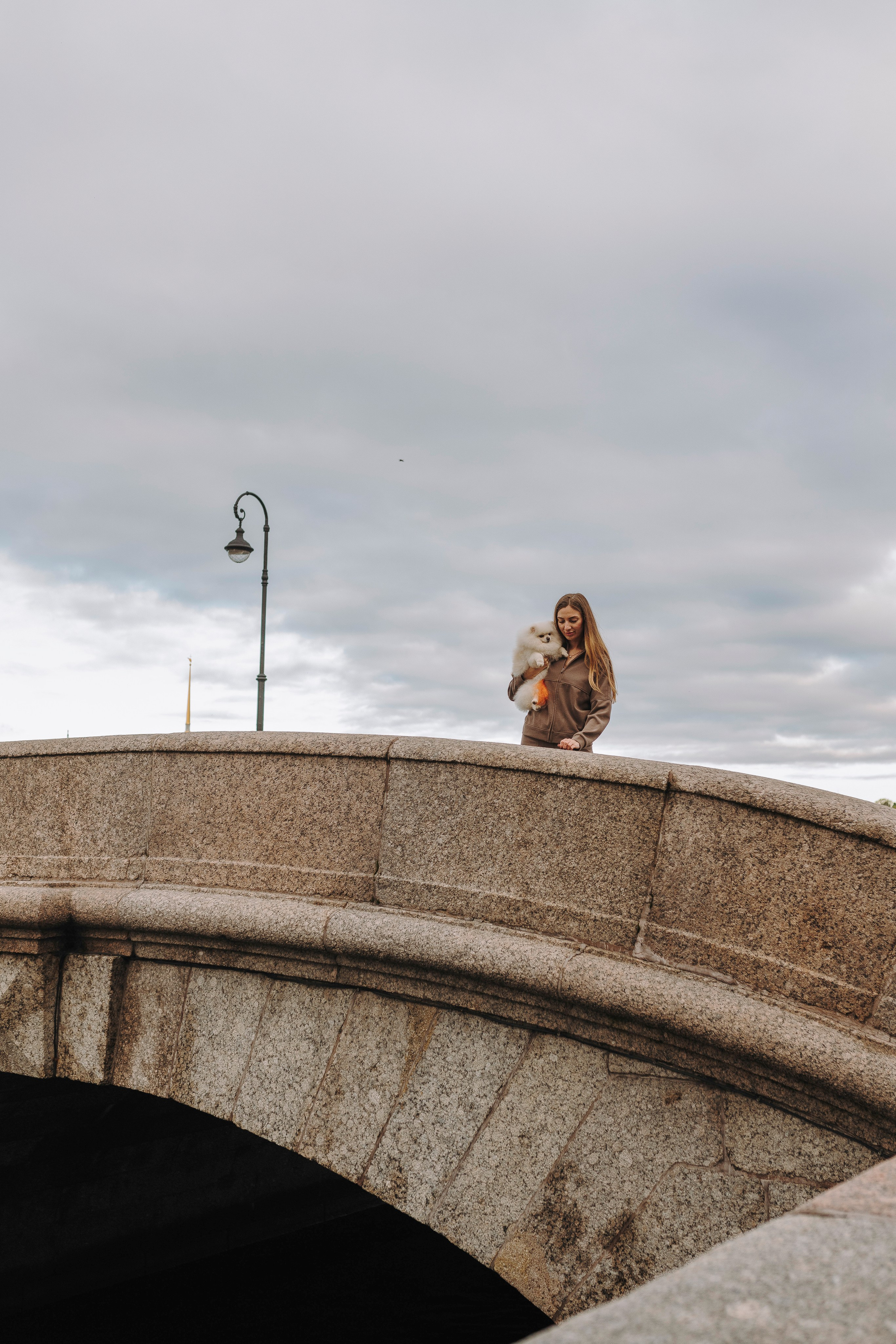 Фотосессия с померанским шпицем. Фотограф анималист в Спб недорого Олеся Майорова