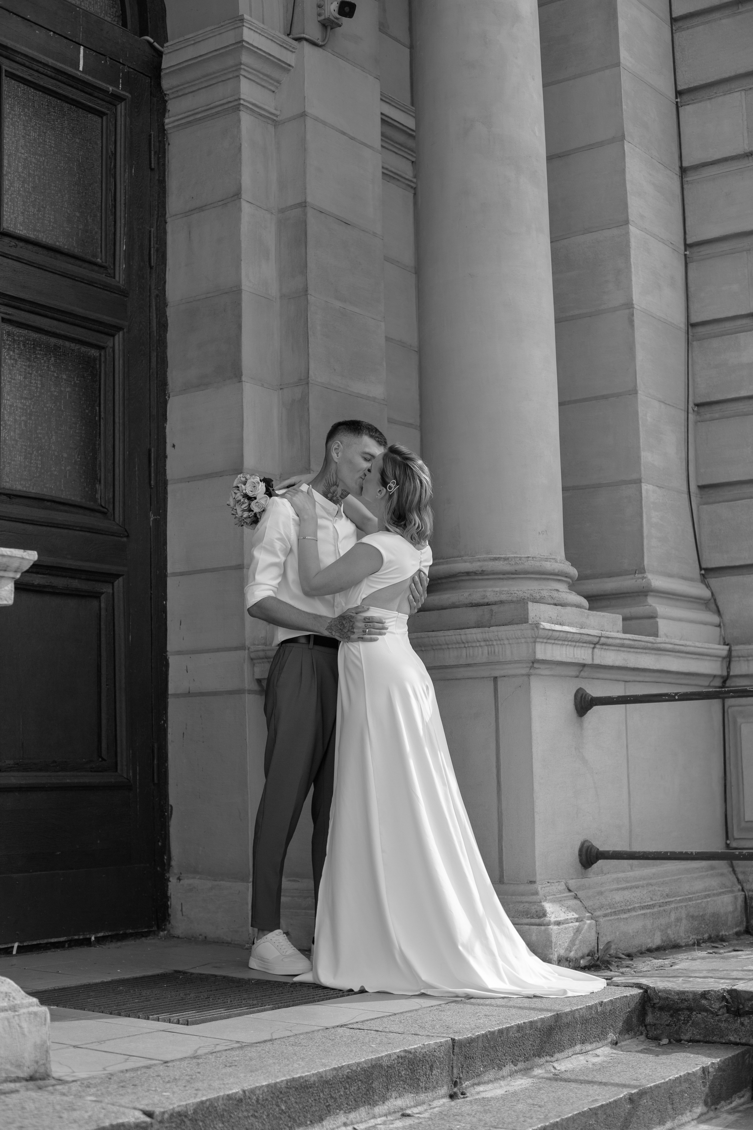 Саша и Вика. Биржевой сквер. Фотограф в Калининграде Решетникова Алина