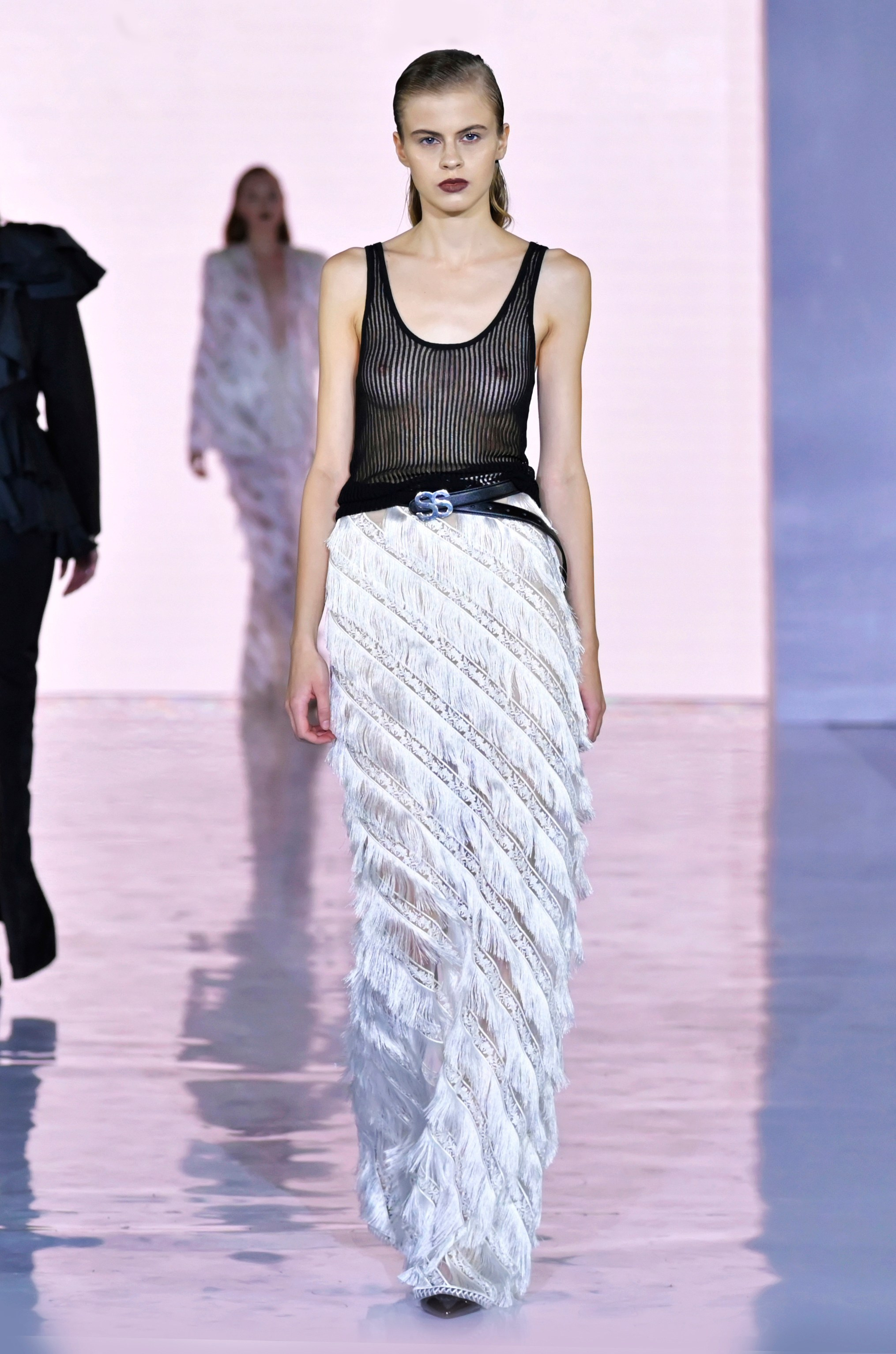 ART | FASHION | PODIUMS |SHOW