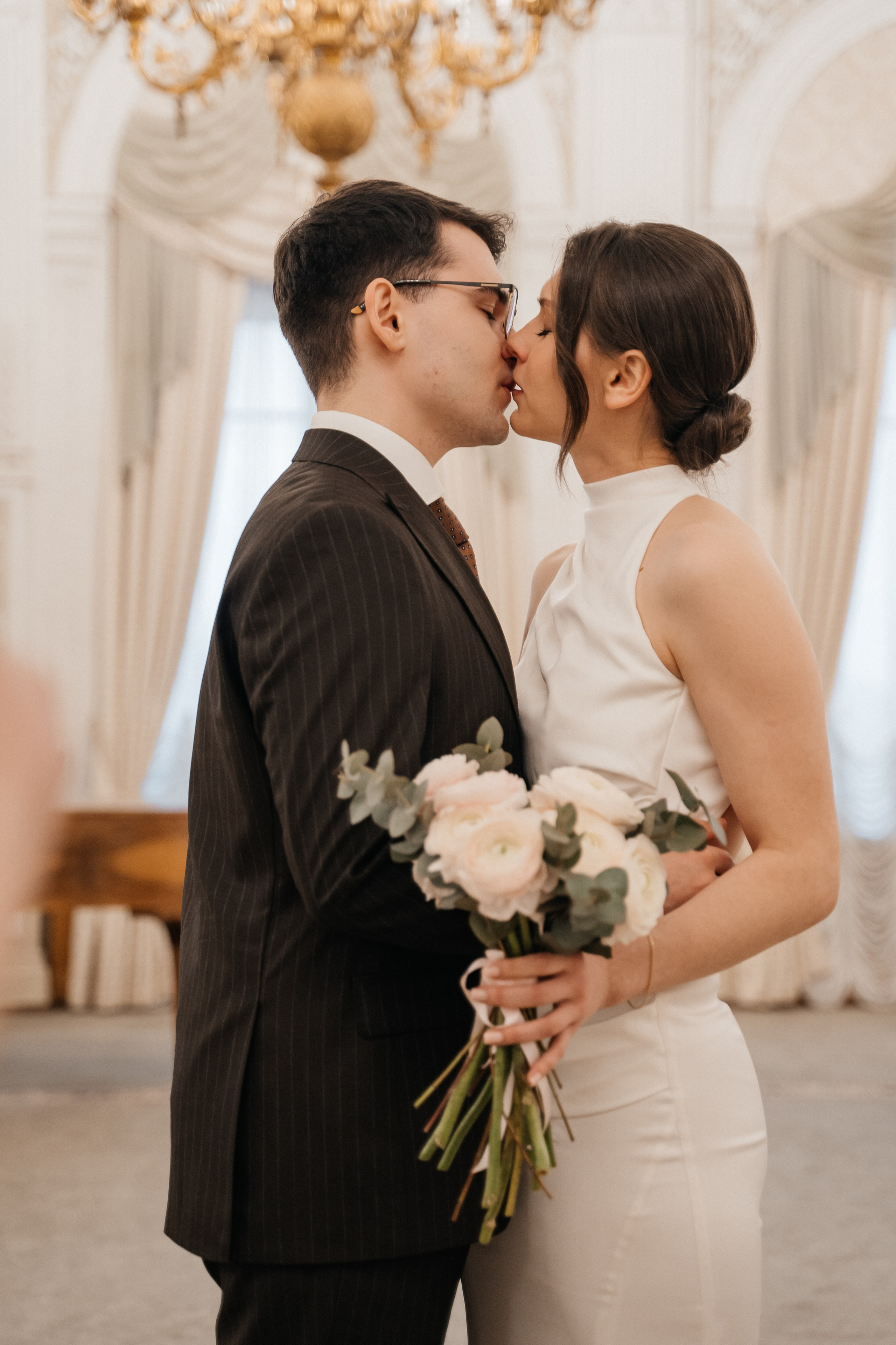 Wedding «A little story». Свадебные фотограф и видеограф Наталья и Анатолий Новиковы СПб