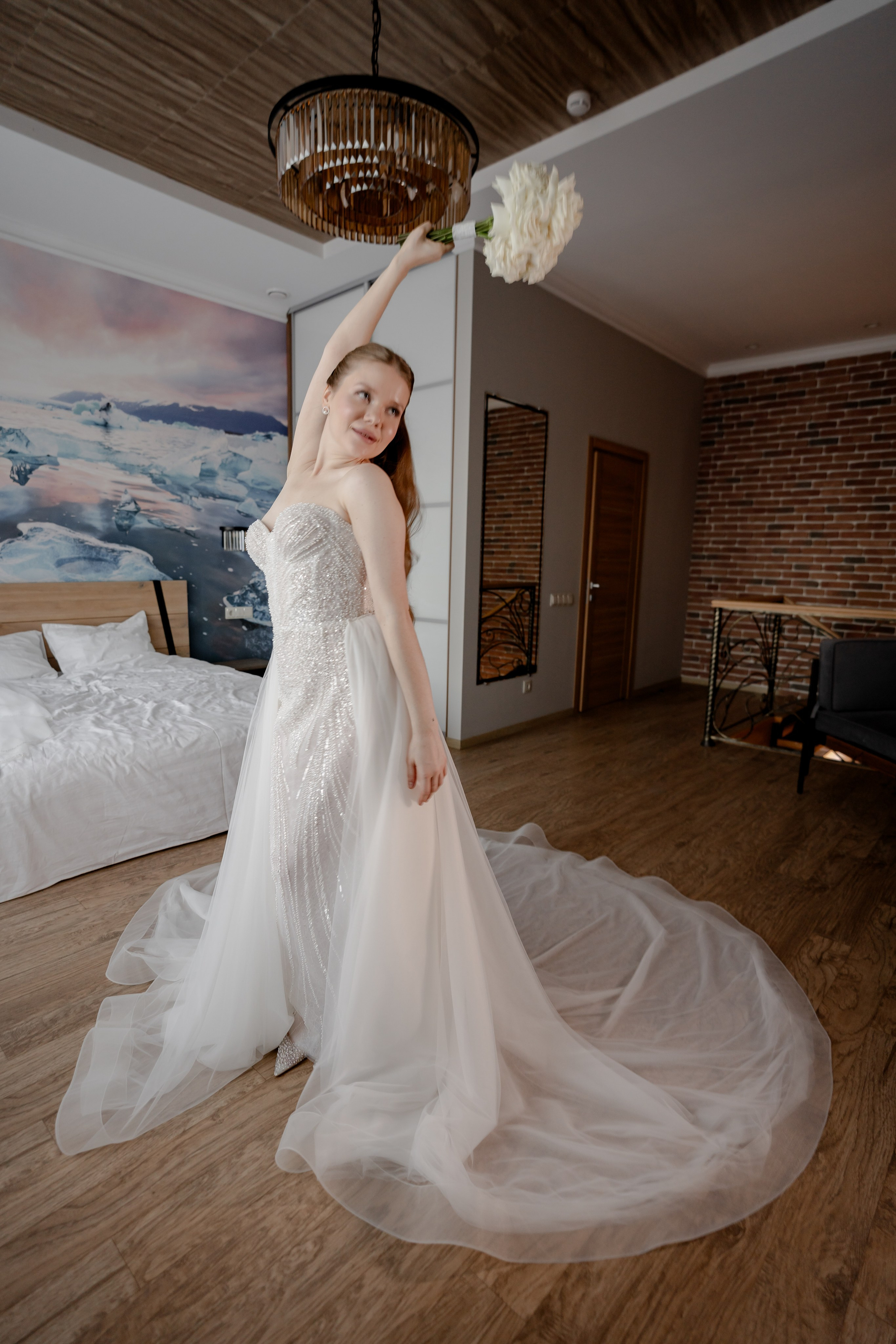 СВАДЕБНАЯ СЬЕМКА СБОРОВ В ОТЕЛЕ И ВЫЕЗД НА ЦЕРЕМОНИЮ (СНЯТО В СИБИРЕ В НИЖНЕВАРТОВСКЕ)М. Профессиональный фотограф, Санкт-Петербург — Виктория Богомолова