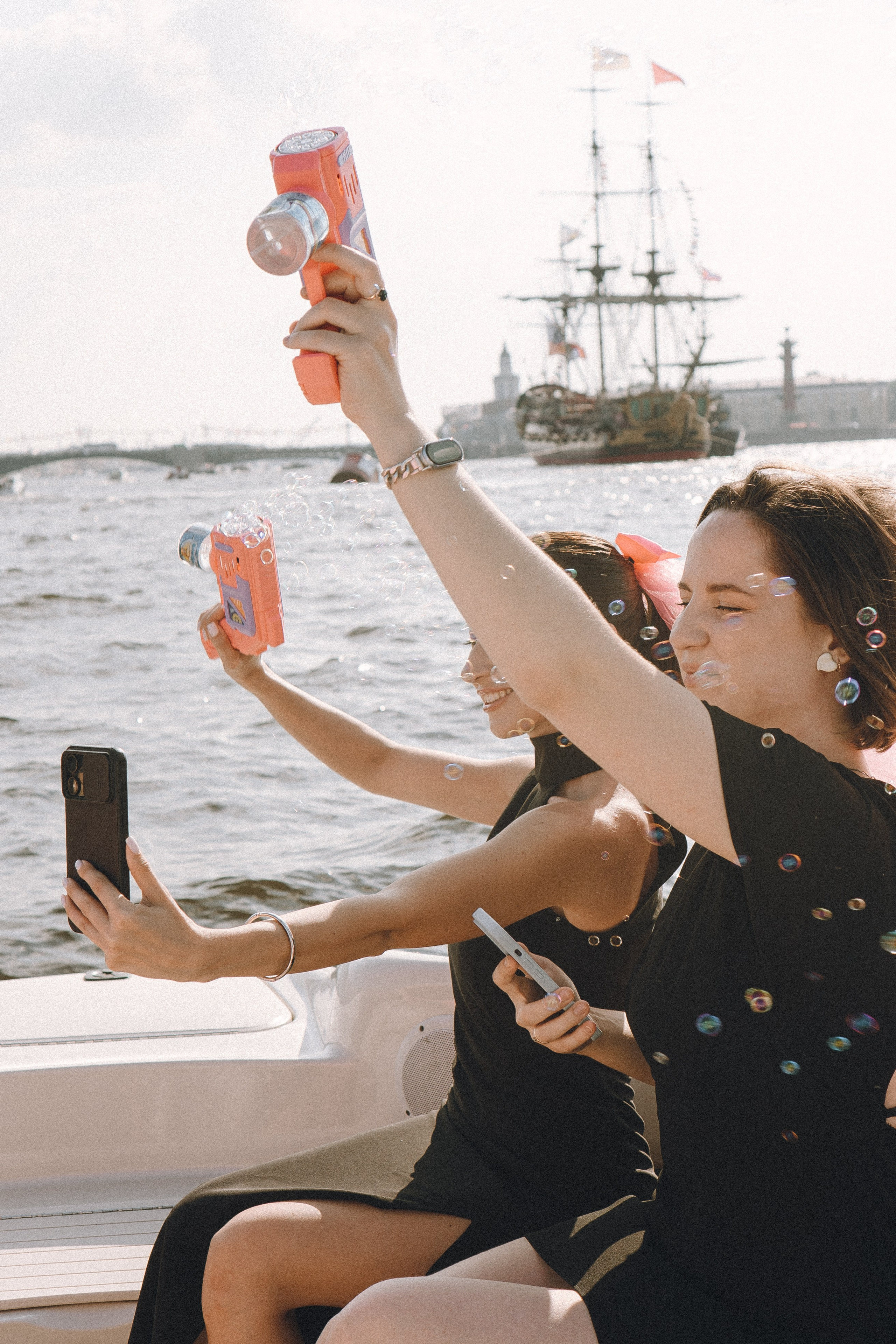 ДЕВИЧНИК НА КАТЕРЕ. Профессиональный фотограф, Санкт-Петербург — Виктория Богомолова