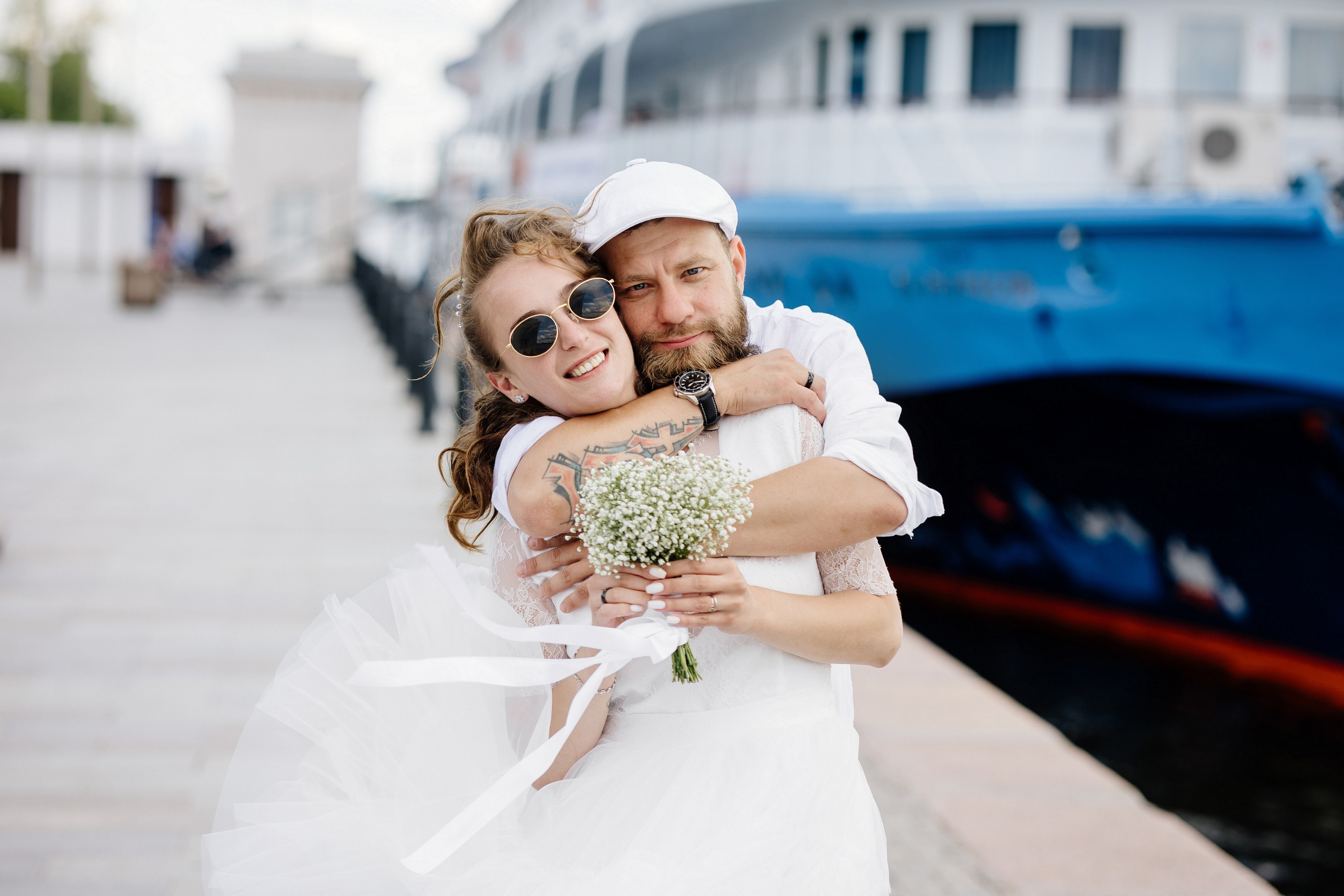 Свадьба на стадионе Спартак Лукойл Арена, свадьба на Северном речном вокзале, свадьба в метро, новые адреса счастья. Свадебный и семейный фотограф Екатерина Иванова
