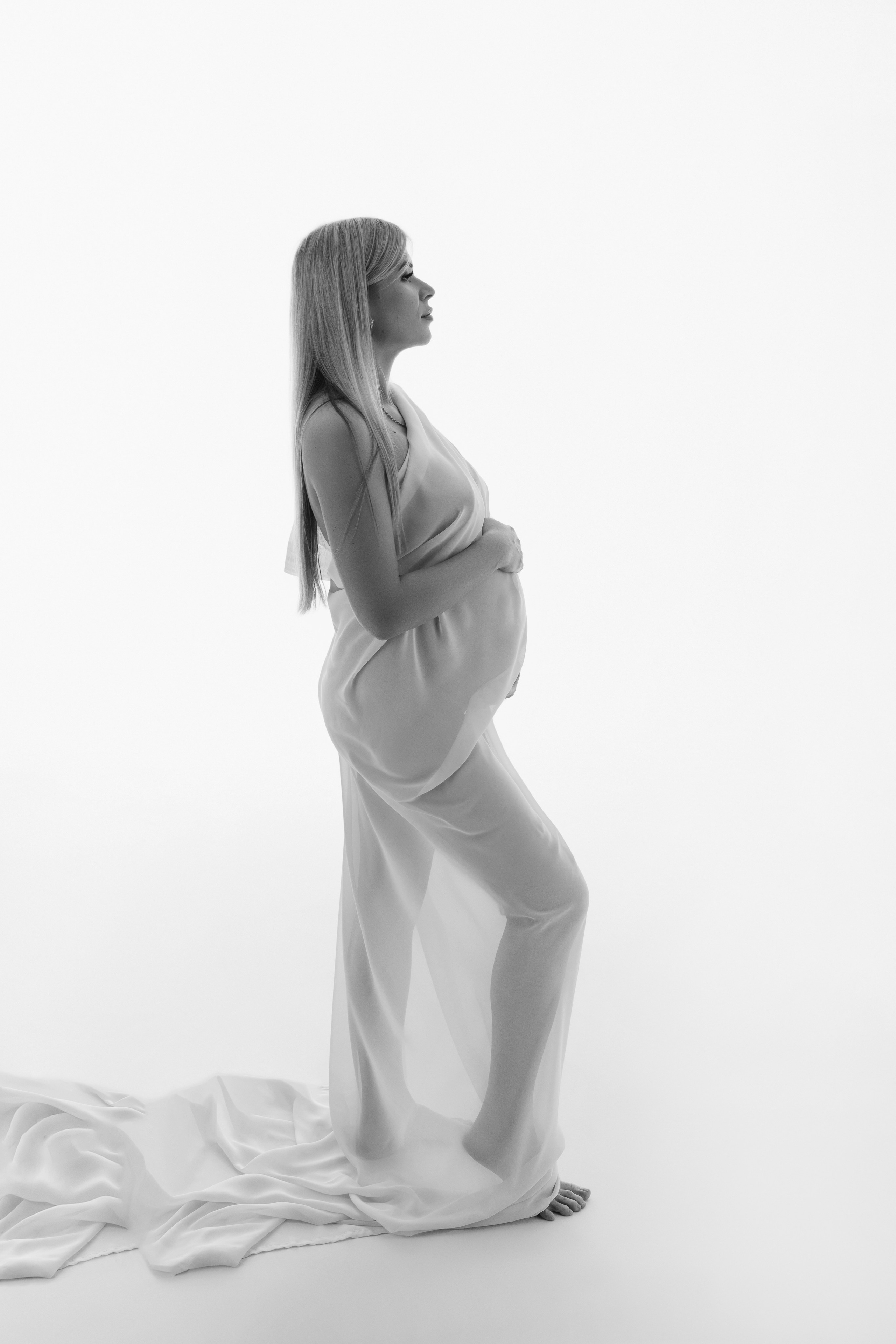 Беременность. Фотограф Мария Щеголькова. Чувственный женский портрет