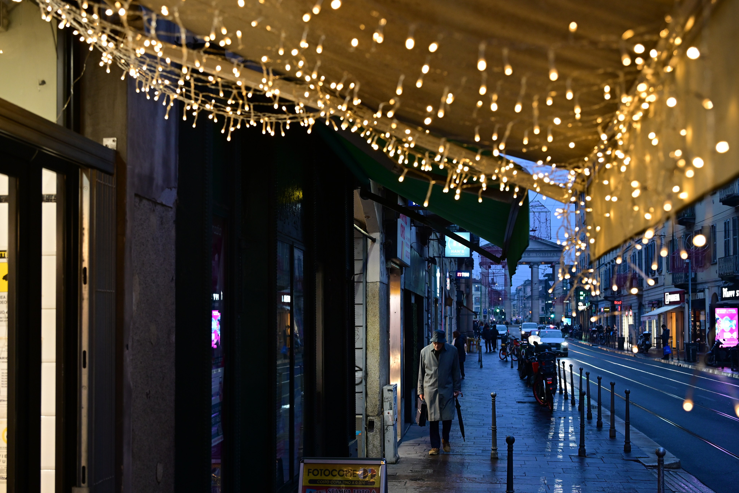 Milano: Navigli, City, Trams. Фотограф Минск