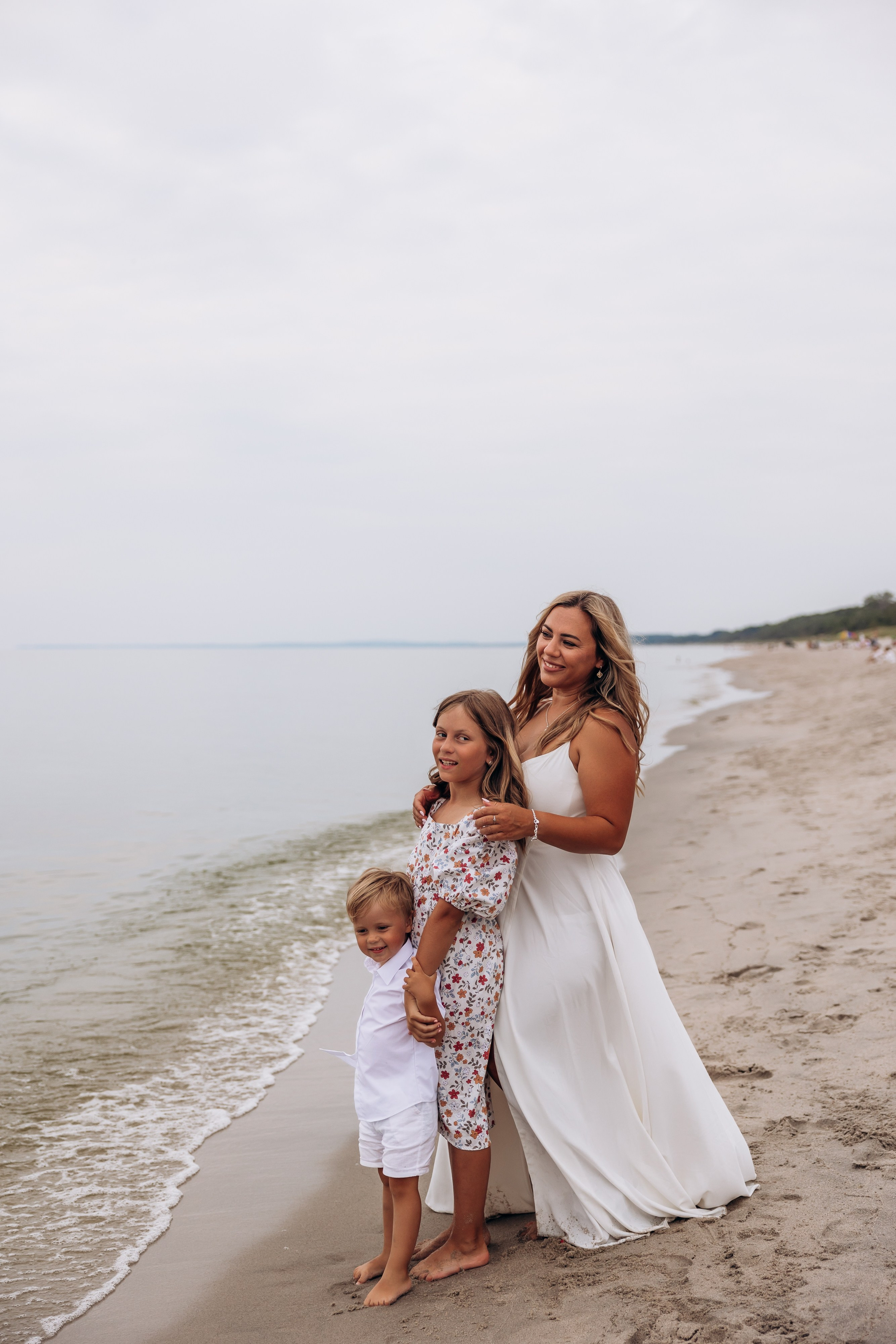 Большая семья Мечниково (Балтийск) море лето. Фотограф в Калининграде свадебная фотография, репортажная, фотосессии