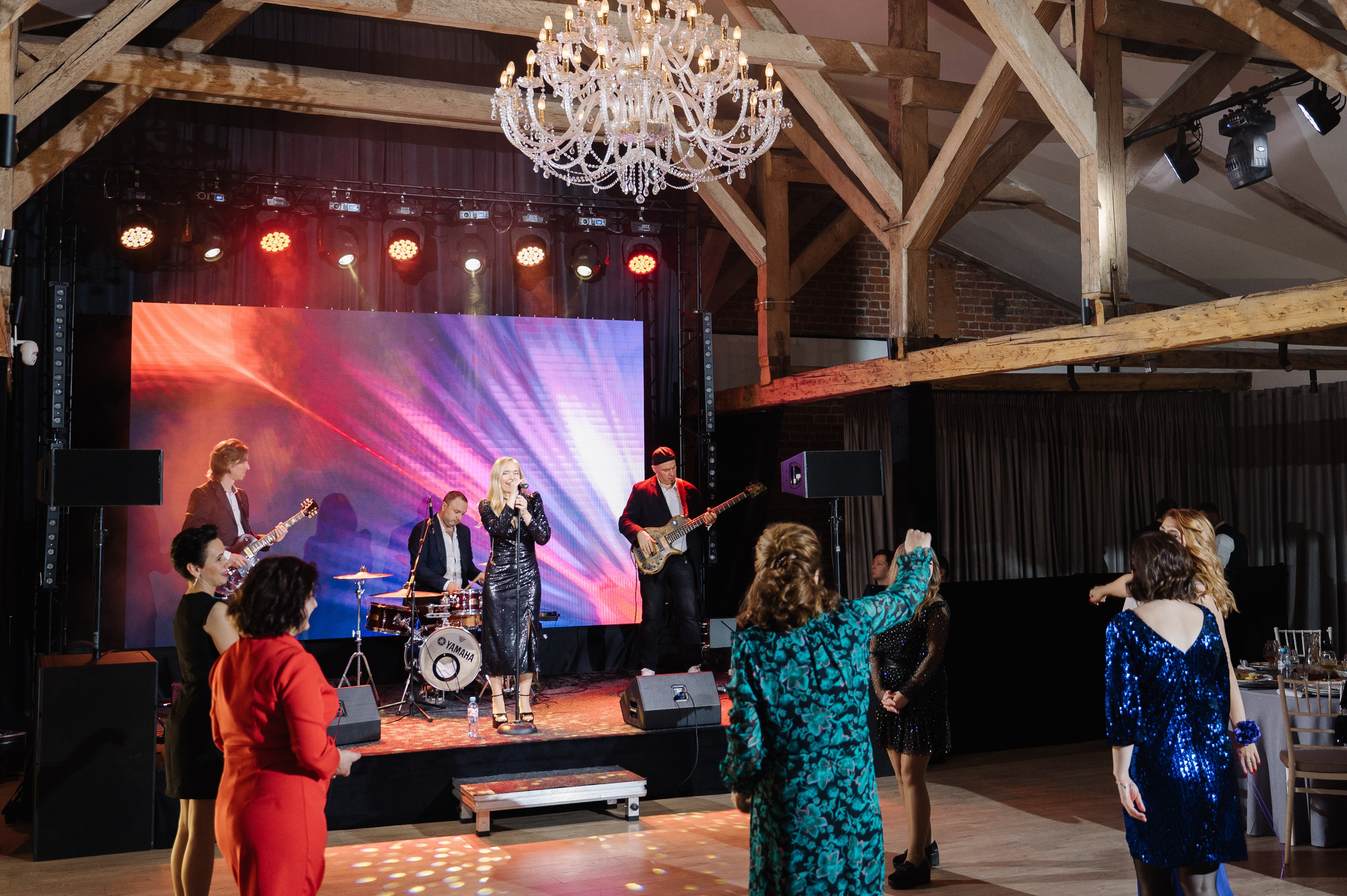 КОРПОРАТИВ