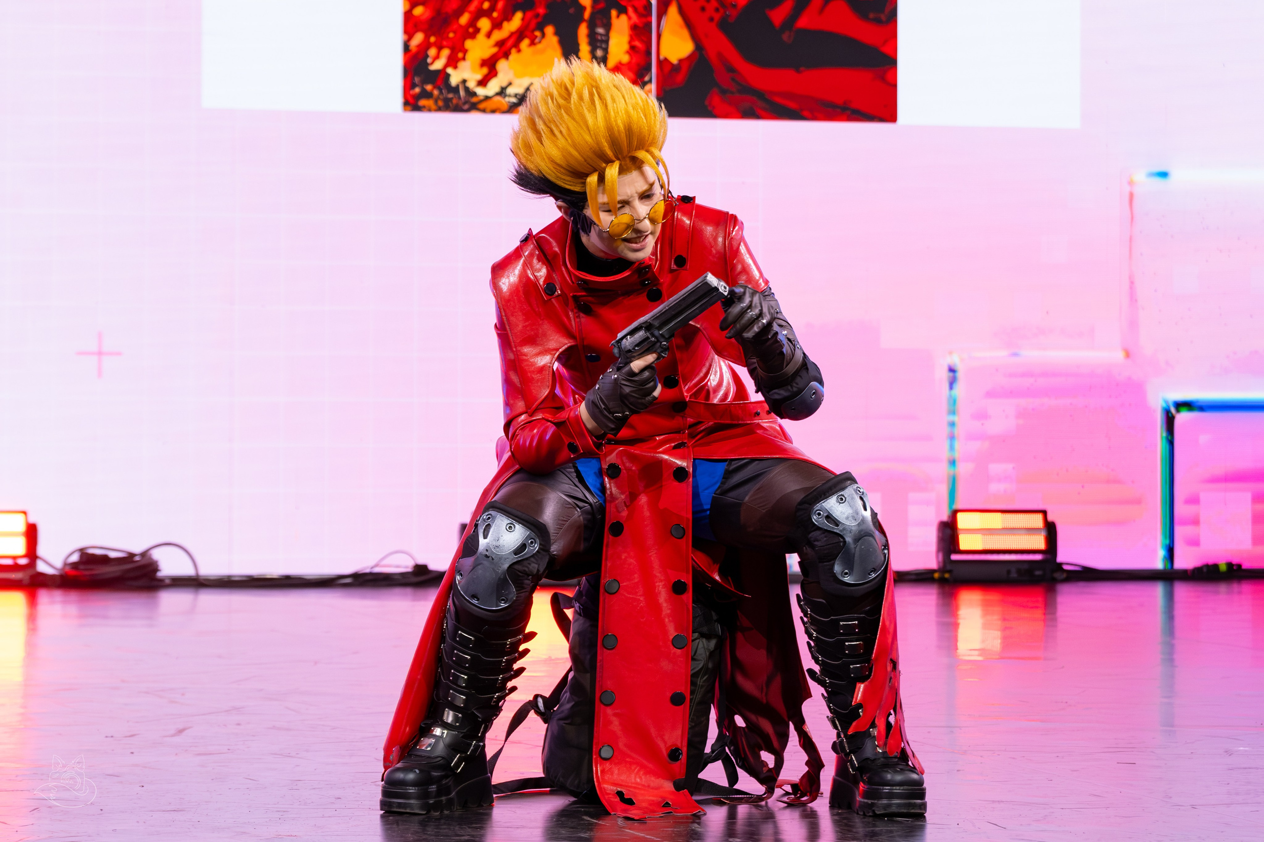 Сцена РЭД ЭКСПО 2024. Косплей фотограф