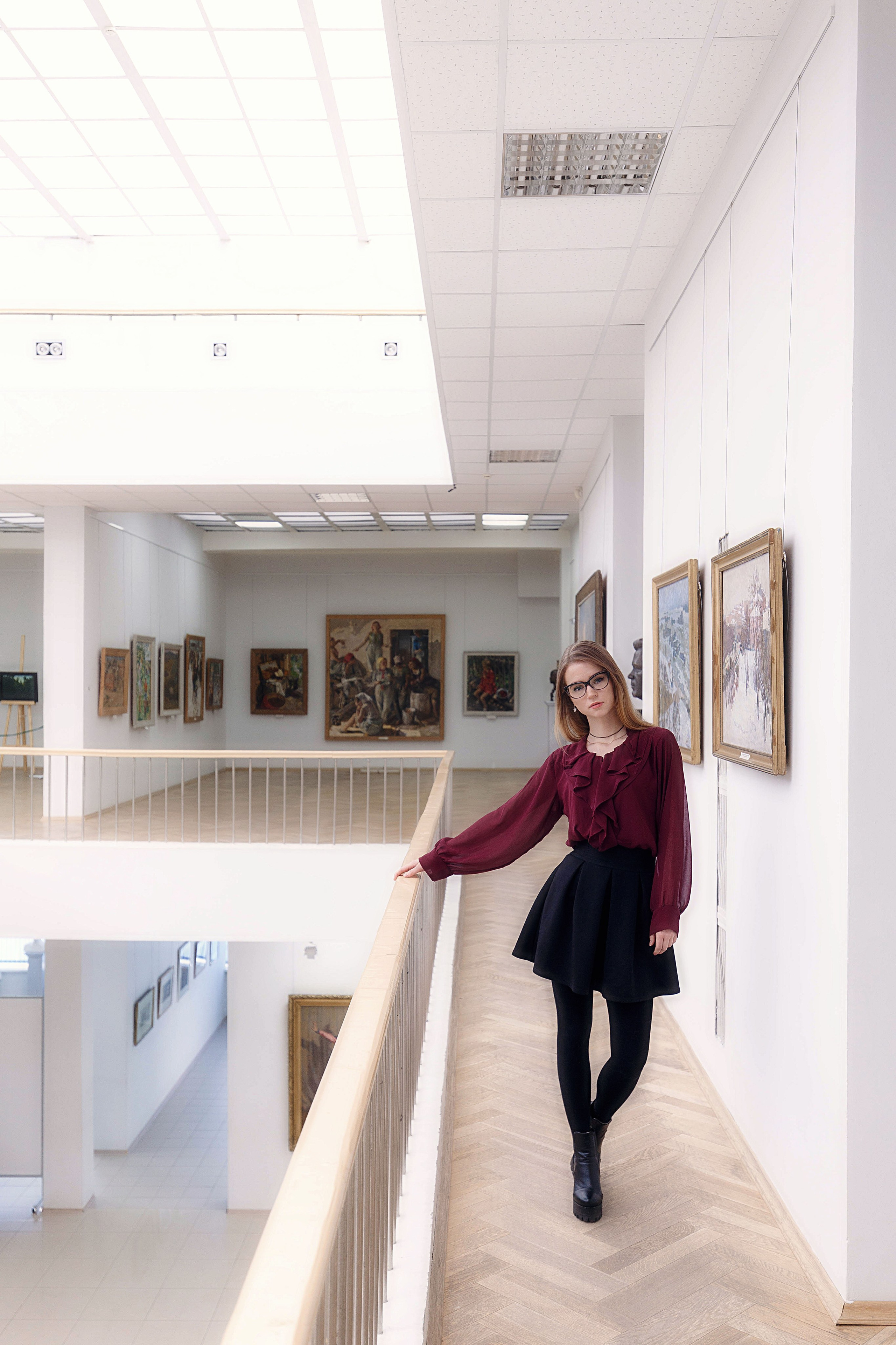 Фотосессия с Машей в Чувашском художественном музее. Портретный и репортажный фотограф в Чебоксарах Андриян Чаркин