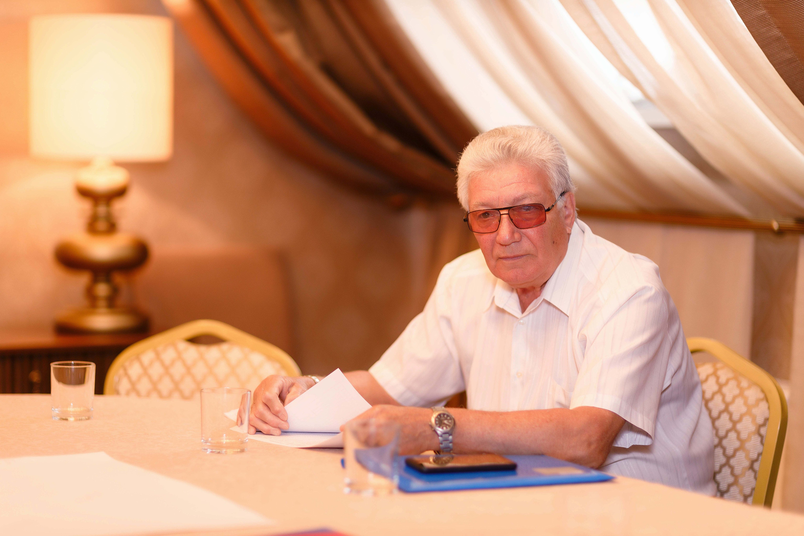 Лучший водитель троллейбуса России — 2024. Портретный и репортажный фотограф в Чебоксарах Андриян Чаркин