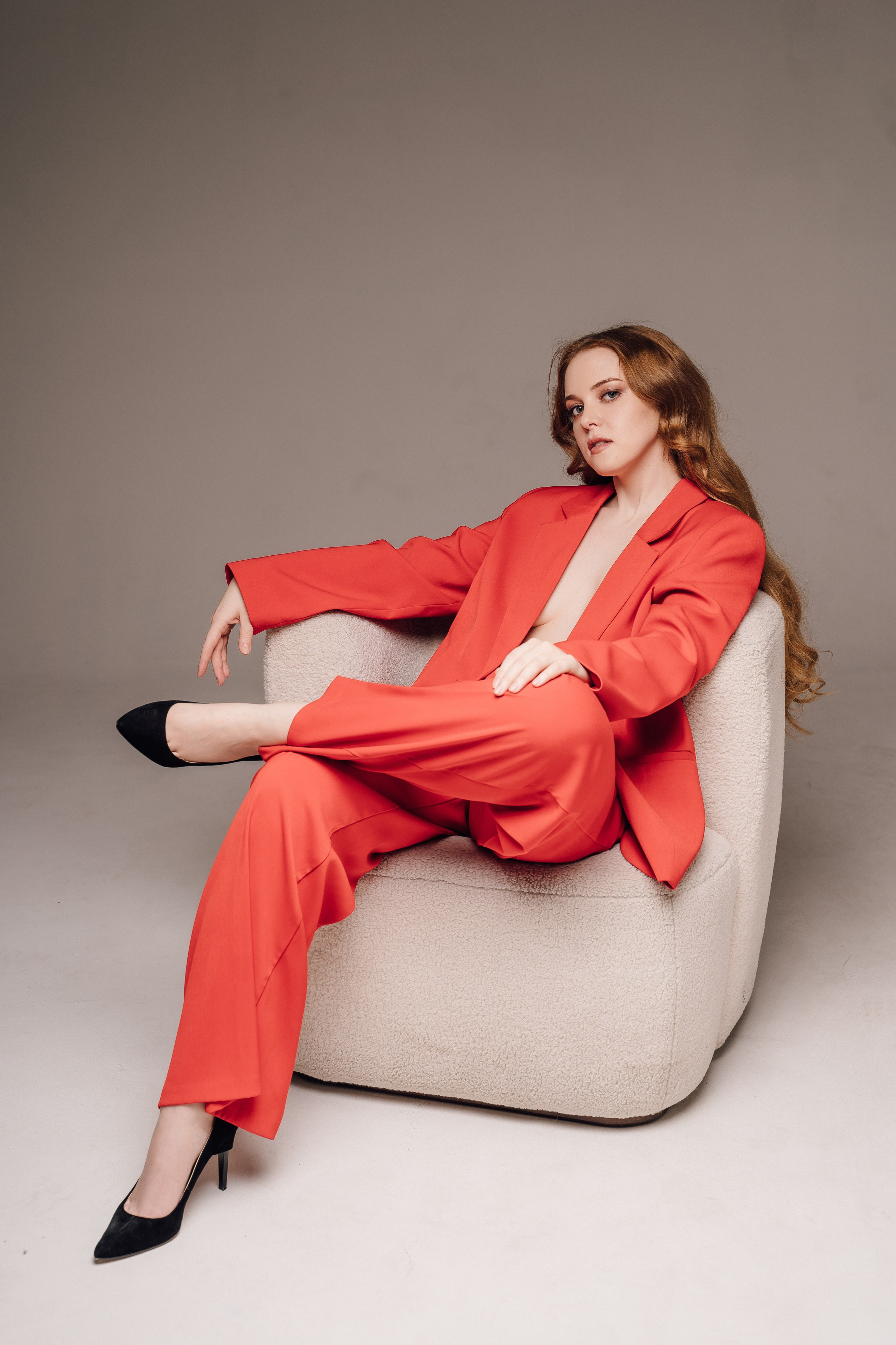 ASYA IN RED. Анастасия Вайнер — свадебный и портретный фотограф в Германии и по всей Европе