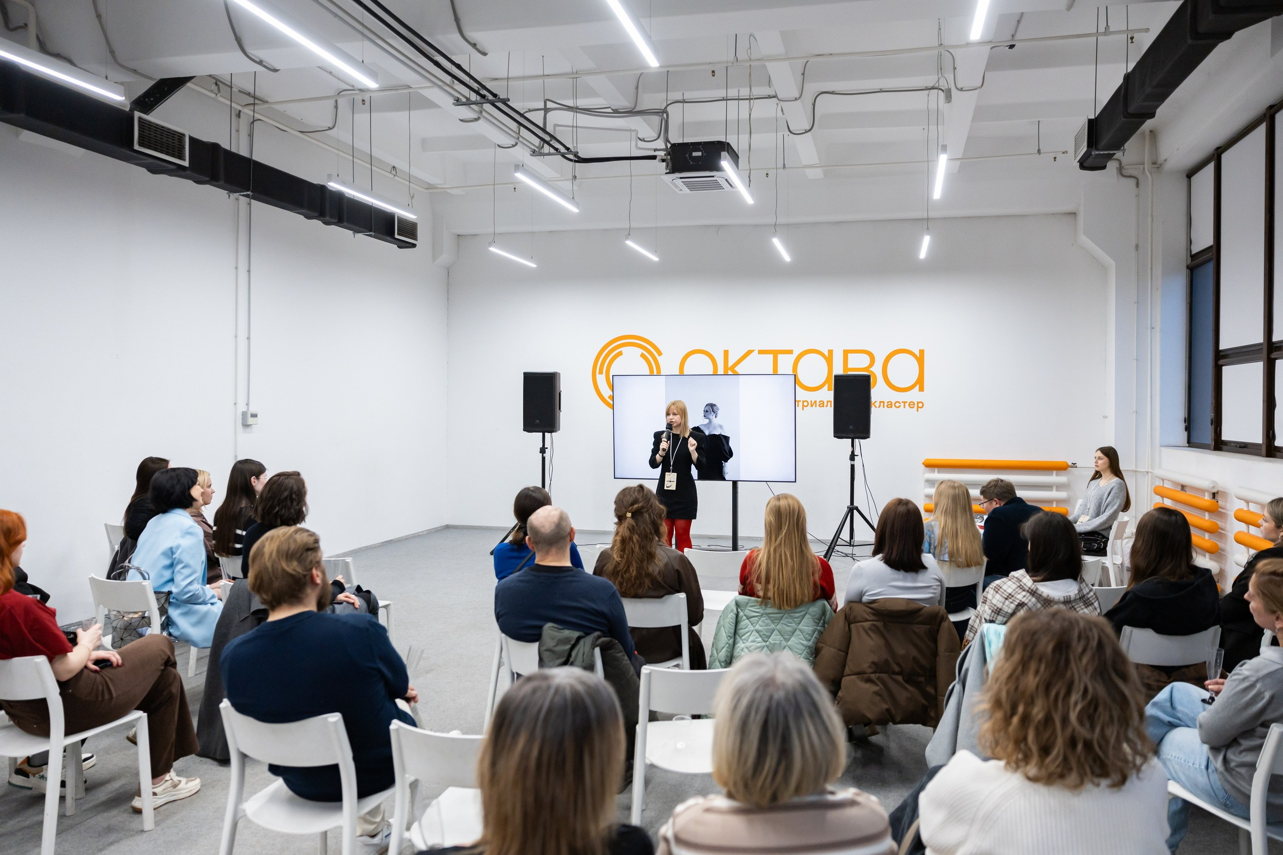 Октаве 8 лет! (25 апреля 2026). Репортажный фотограф Алексей Пирязев