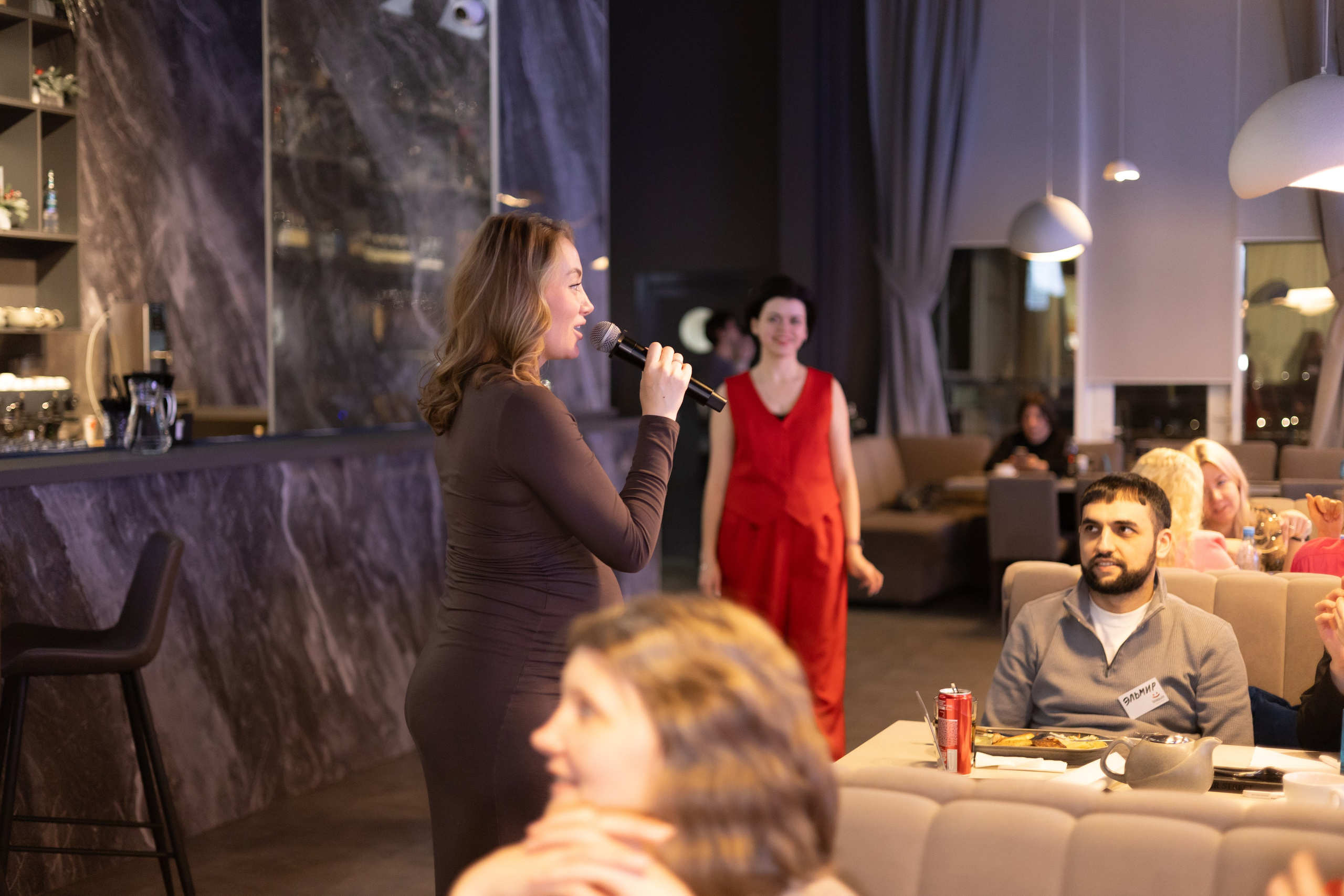 13ая BIZ QUIZ: деловая игра | Красноярск. Фотограф Красноярск съемки лавстори, фотосессия в студии, портретная съемка, творческие фотосессии