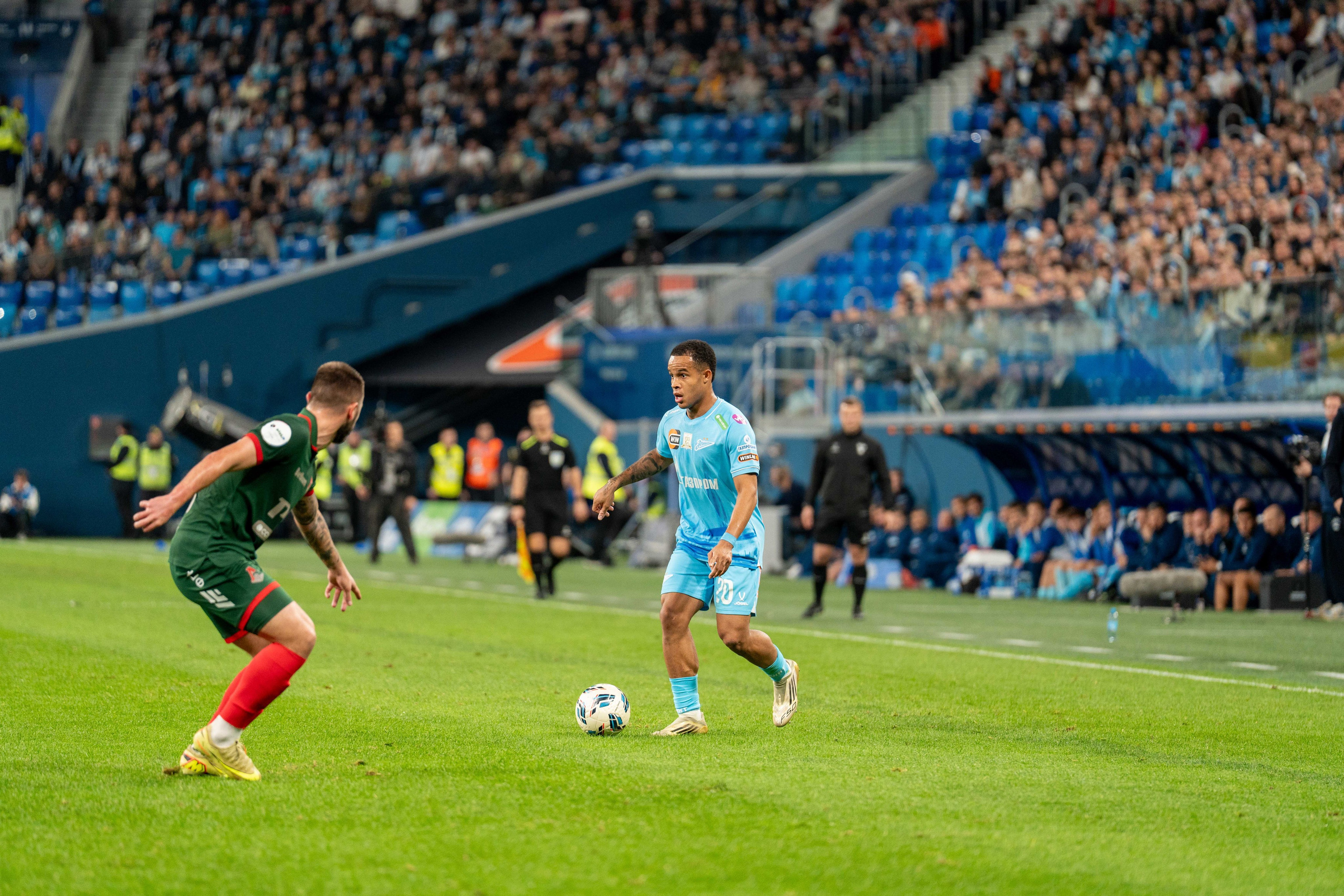 Зенит — Локомотив: фотогалерея 14-го тура РПЛ на Газпром Арене | Антон Гауф. Спортивный фотограф в Санкт-Петербурге | Антон Гауф