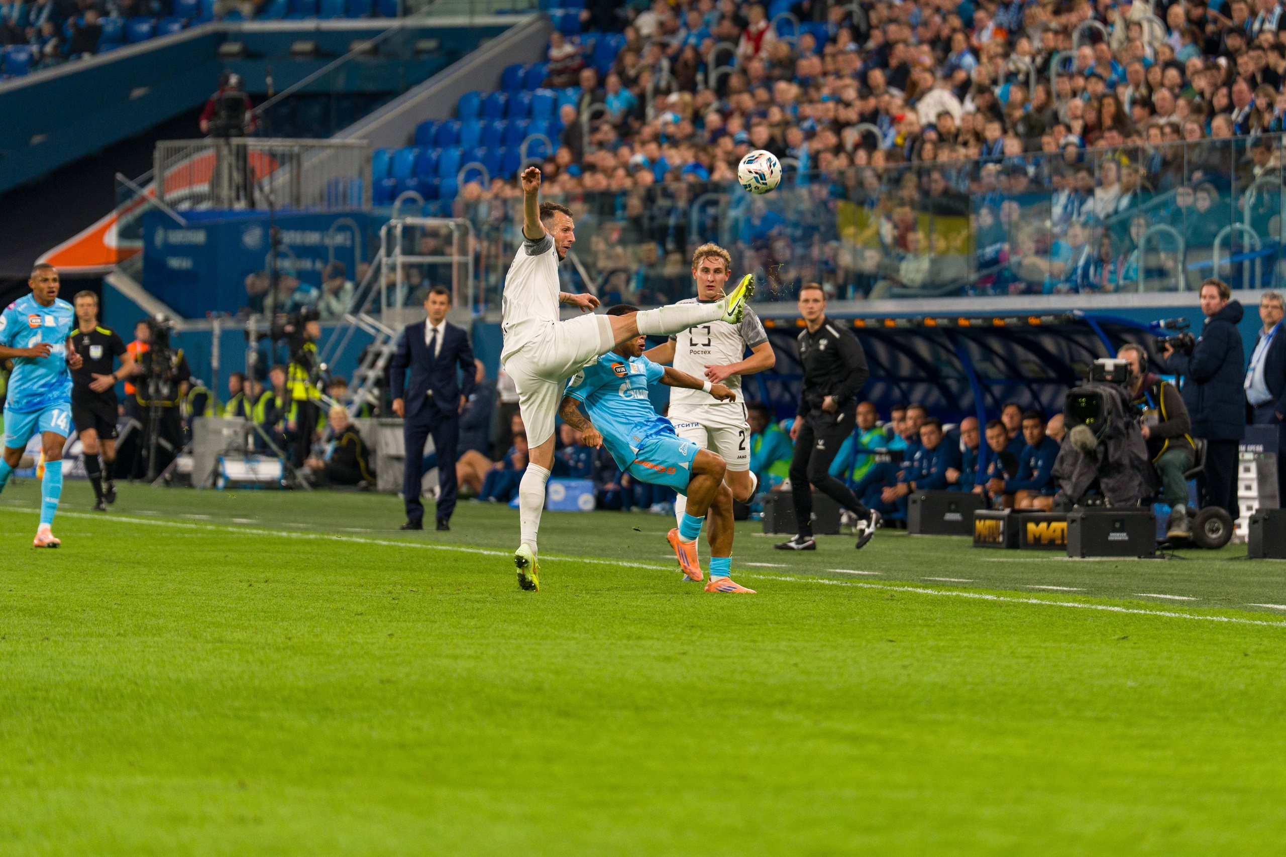Zenit vs Baltika — RPL 2025/26 match gallery at Gazprom Arena | Anton Gauf. Sports Photographer in Saint Petersburg | Anton Hauff