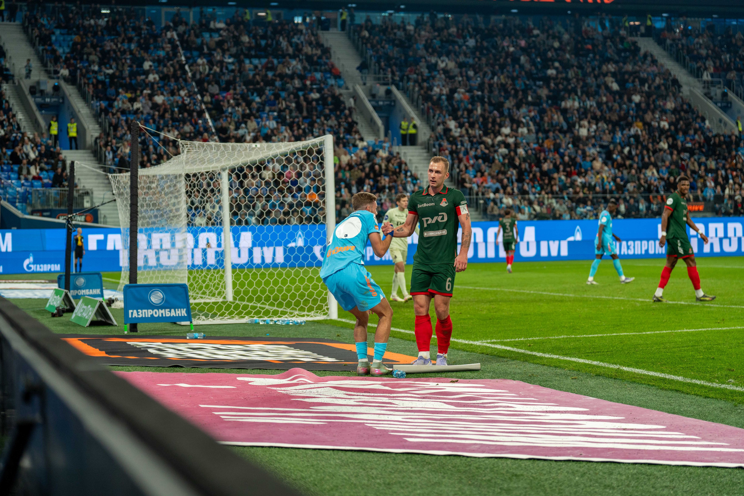 Зенит — Локомотив: фотогалерея 14-го тура РПЛ на Газпром Арене | Антон Гауф. Спортивный фотограф в Санкт-Петербурге | Антон Гауф