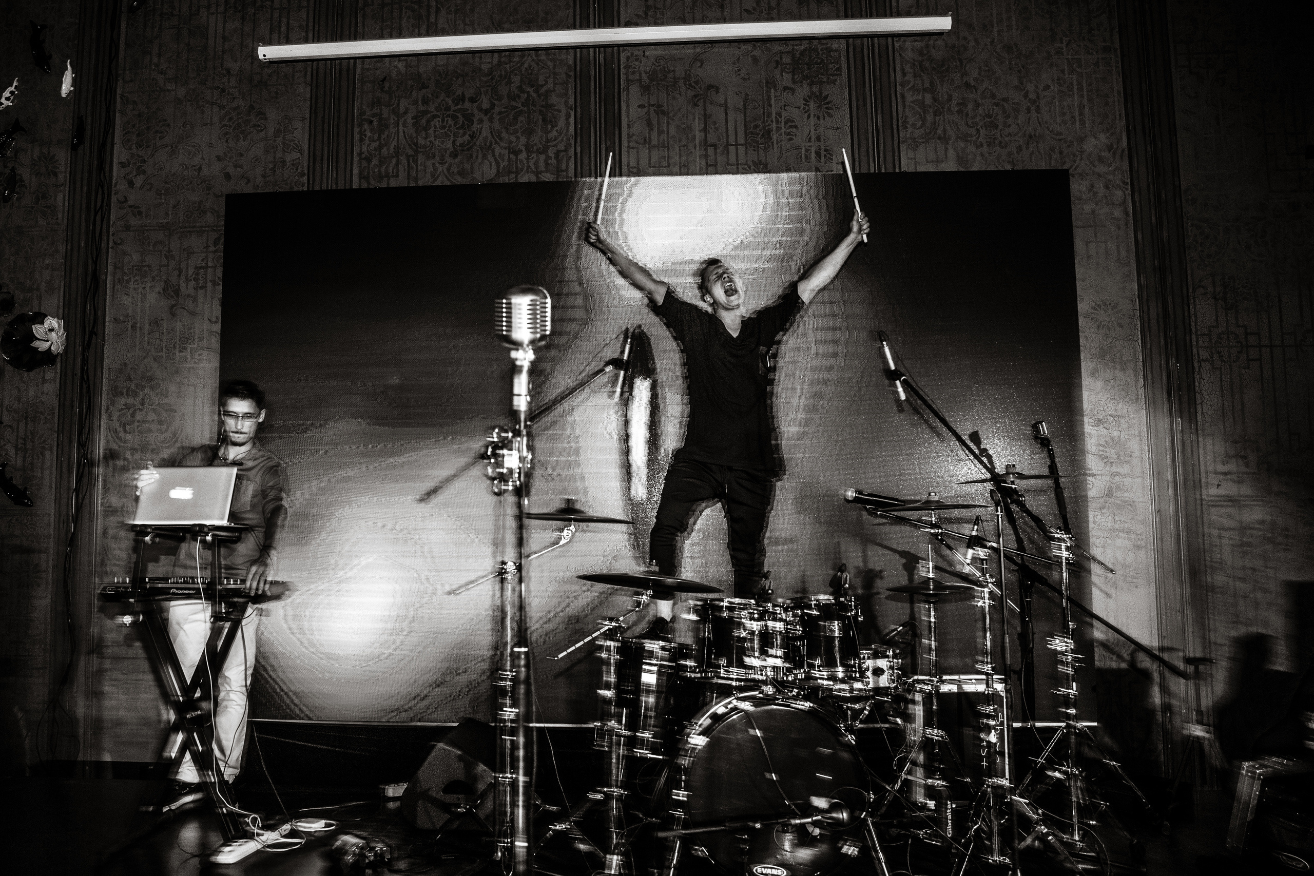 Александр и Полина. Свадебные фотосессии в Москве. Фотограф Сергей Ржевский