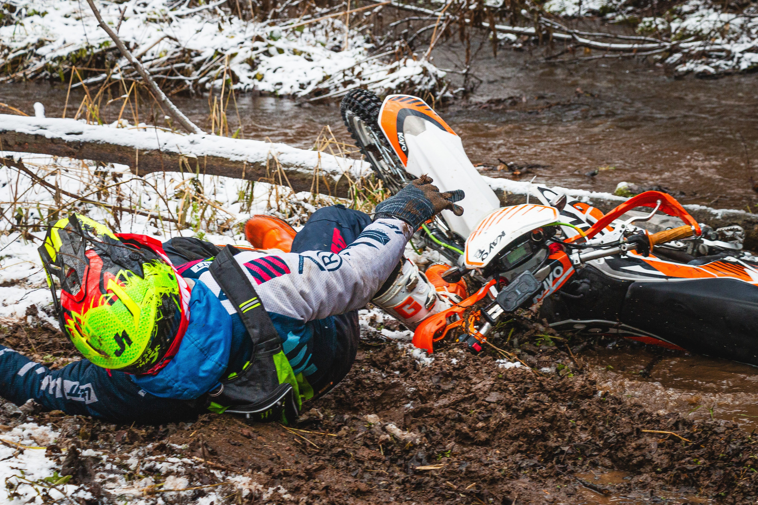 Эндуро-осень. Олег Романов. Мастер фото по спорту