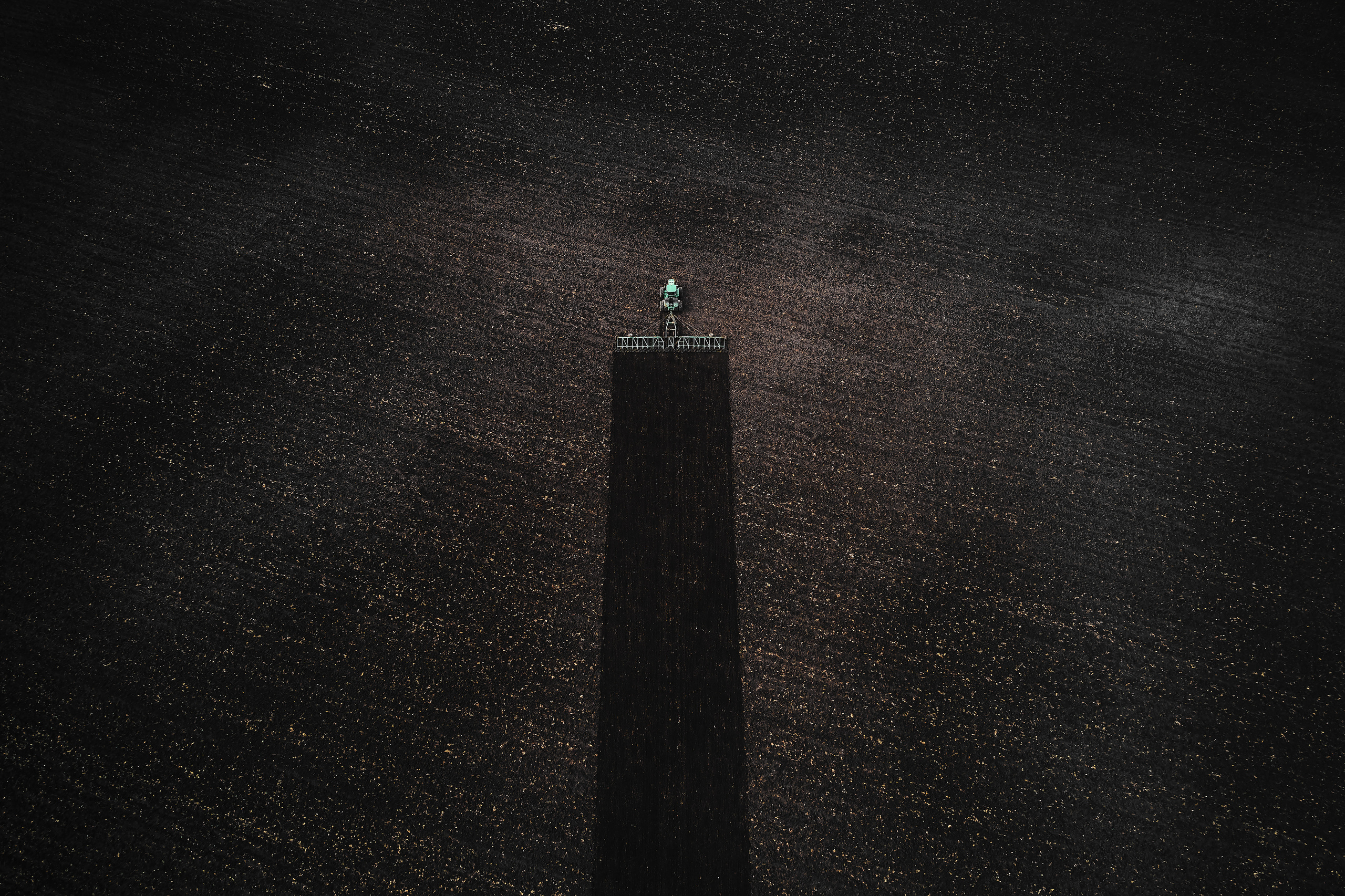 Трактор. Бизнес портрет Аэросъемка Интерьерная съемка Тюмень