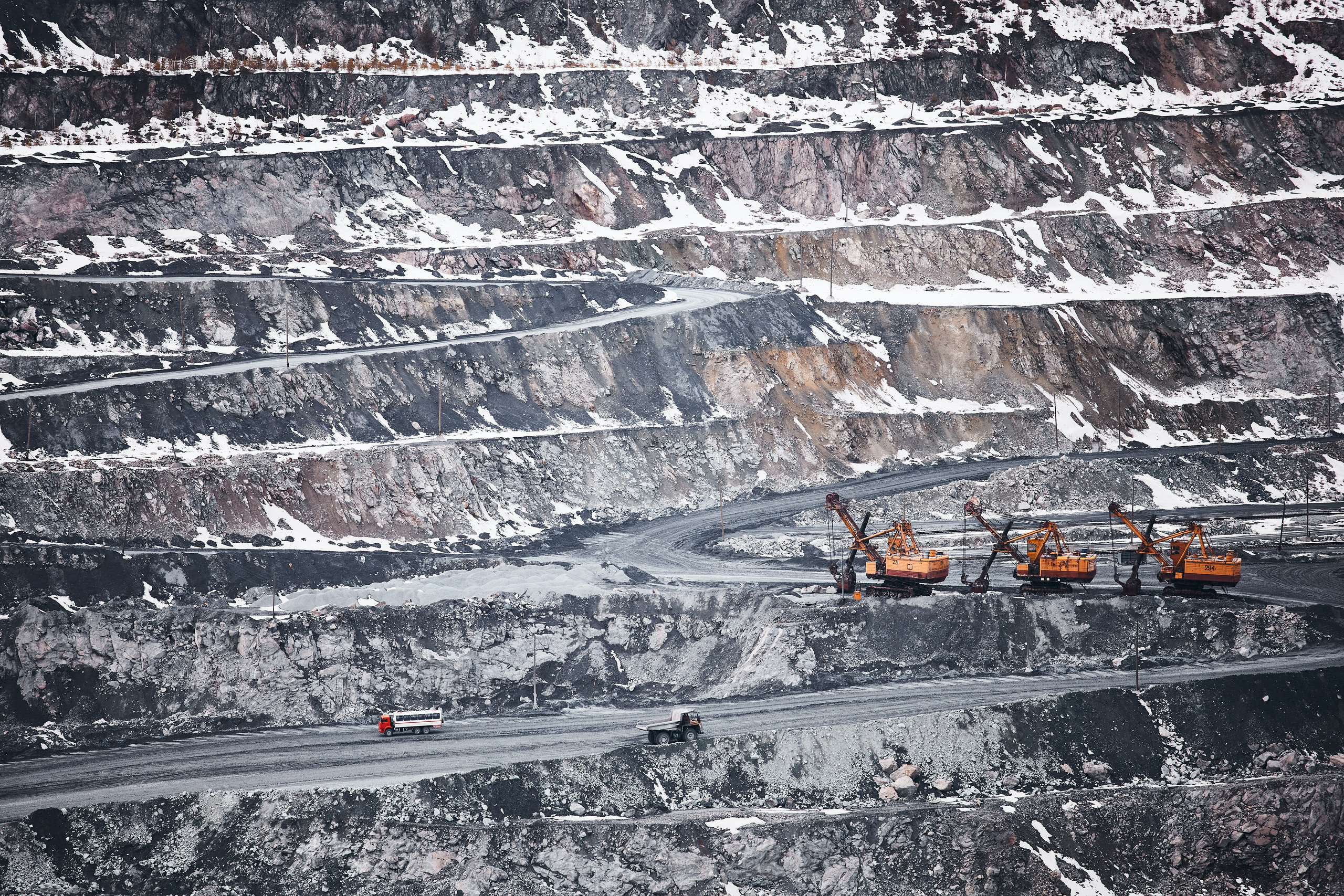 Асбест. Бизнес портрет Аэросъемка Интерьерная съемка Тюмень