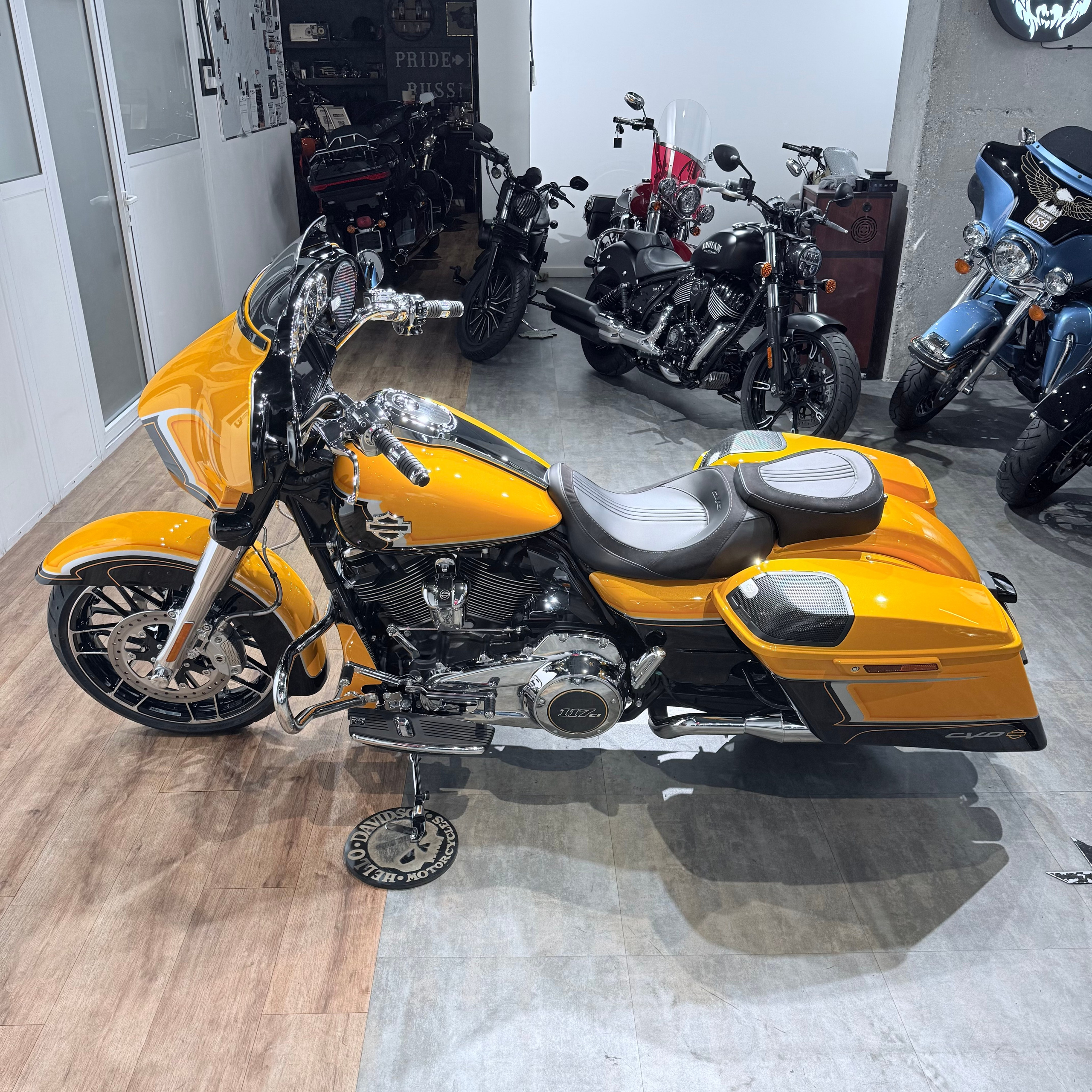 Мотоциклы Harley-Davidson 2022 CVO Street Glidе Limitеd (Touring) — купить мотоцикл. Hello Davidson, Москва. Только хорошие мотоциклы…