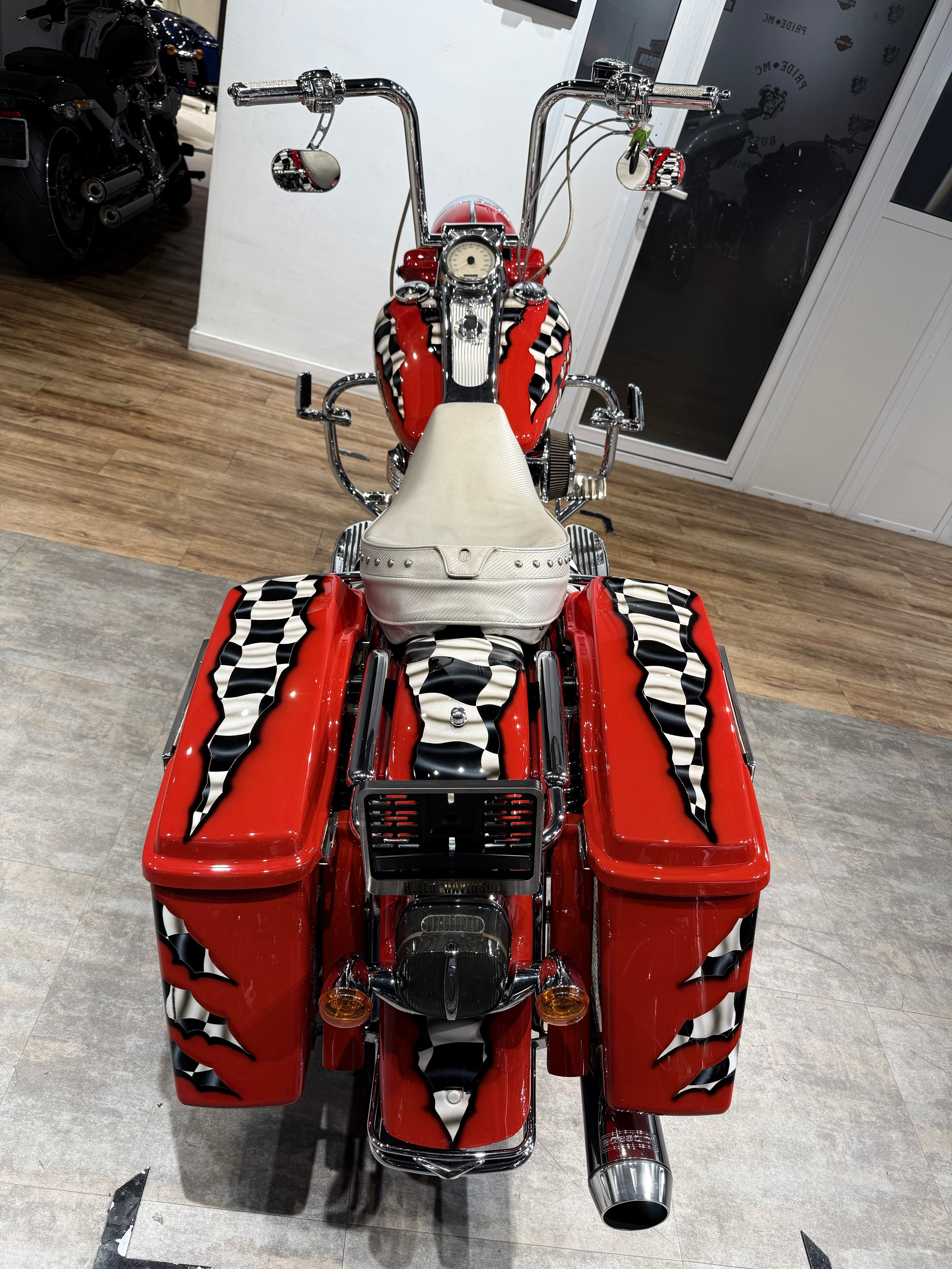 Road King (Elvis Presley). Hello Davidson, Москва. Только хорошие мотоциклы…