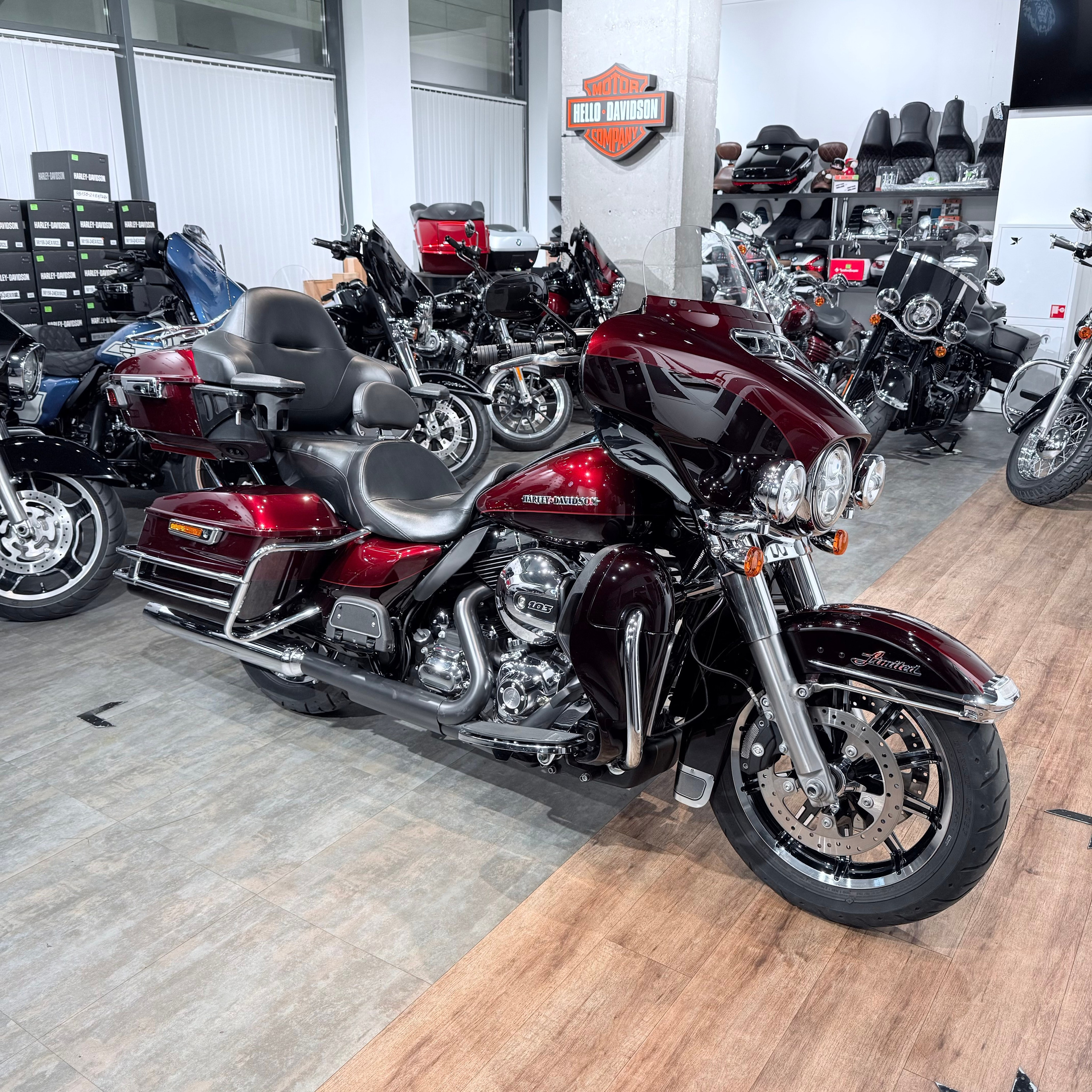 2015 Electra Glidе Ultrа Limitеd 103 ABS Dark Сhеrry Реаrl. Hello Davidson, Москва. Только хорошие мотоциклы…