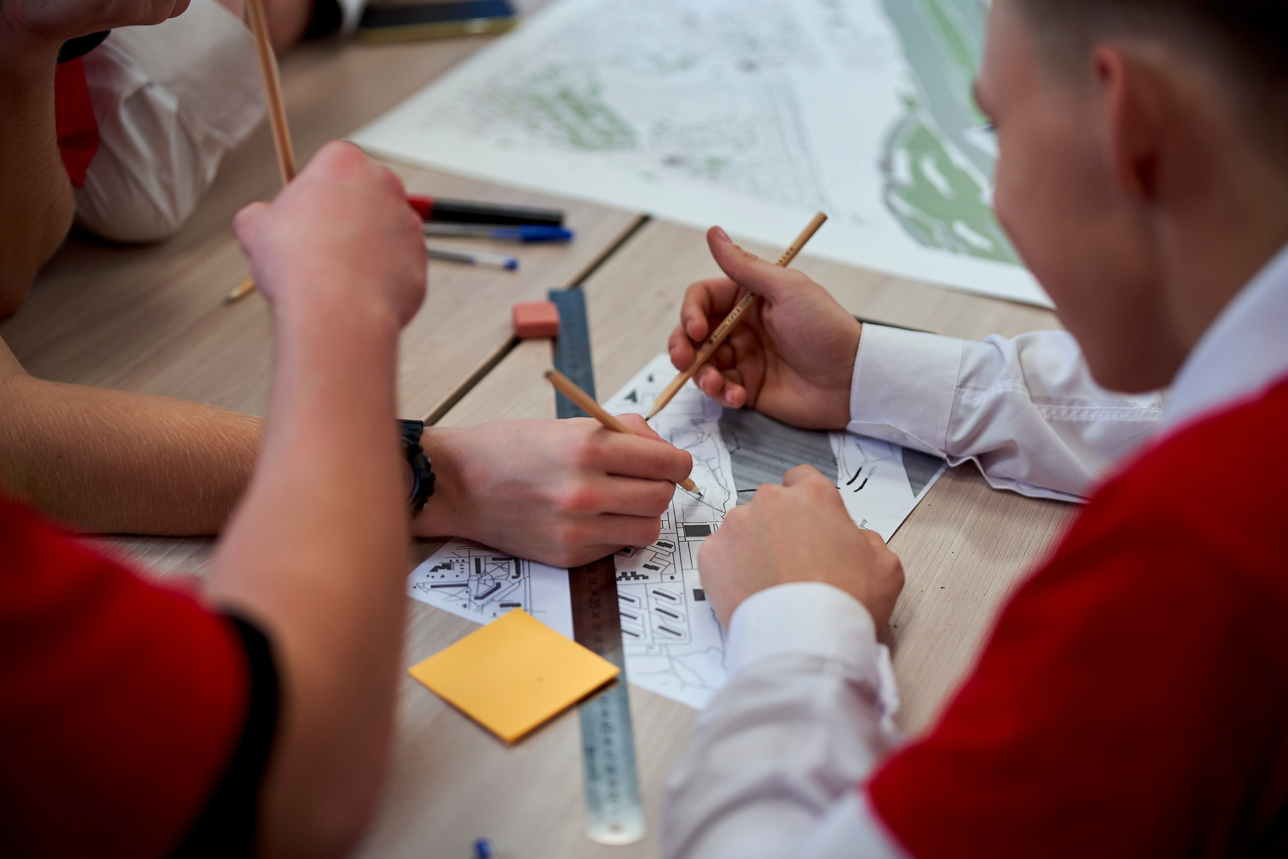 Городская экспедиция «Взрослый взгляд на Нижний» (Эн+ & Точка Урбан). Репортажный фотограф Вилянов Евгений. Нижний Новгород