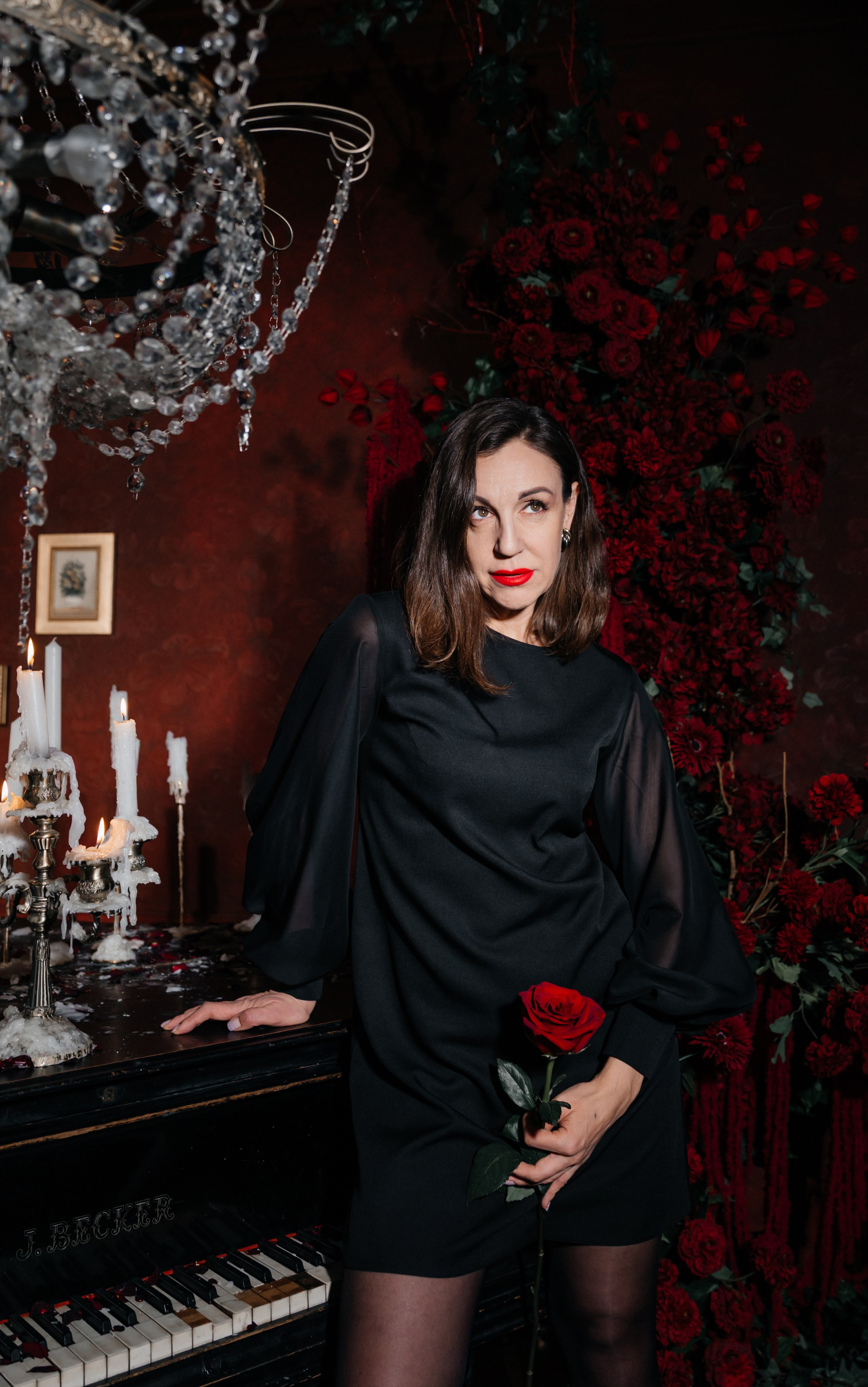 Рояль и цветы. Фотограф Крым, Севастополь