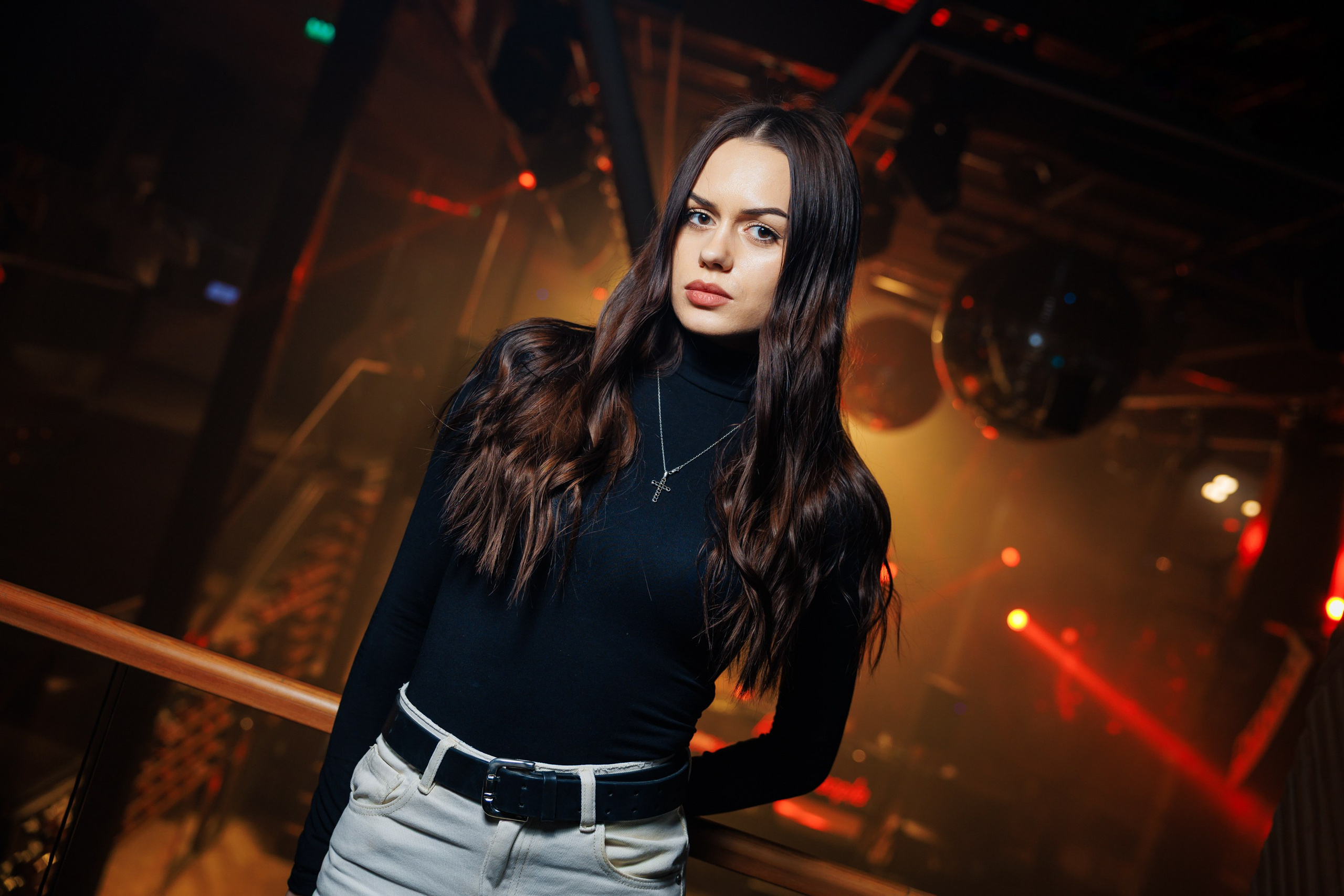 Клубный фотограф и nightlife-репортаж в Москве — Адам Черноуски. Событийный и портретный фотограф в Москве — Адам Черноуски