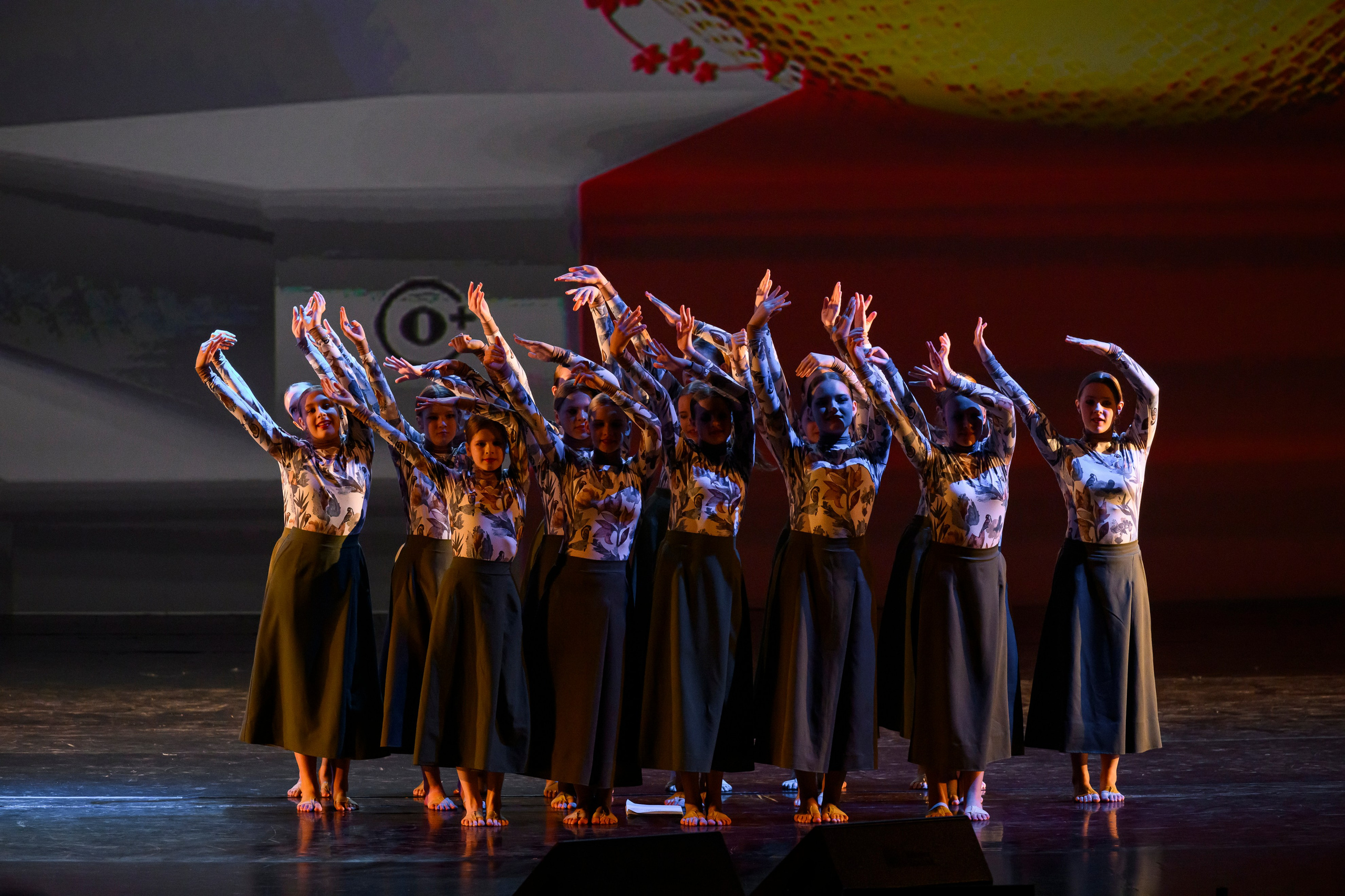 23 апреля, часть 1, БКЗ Октябрьский, г. Санкт-Петербург. Золотое яблочко