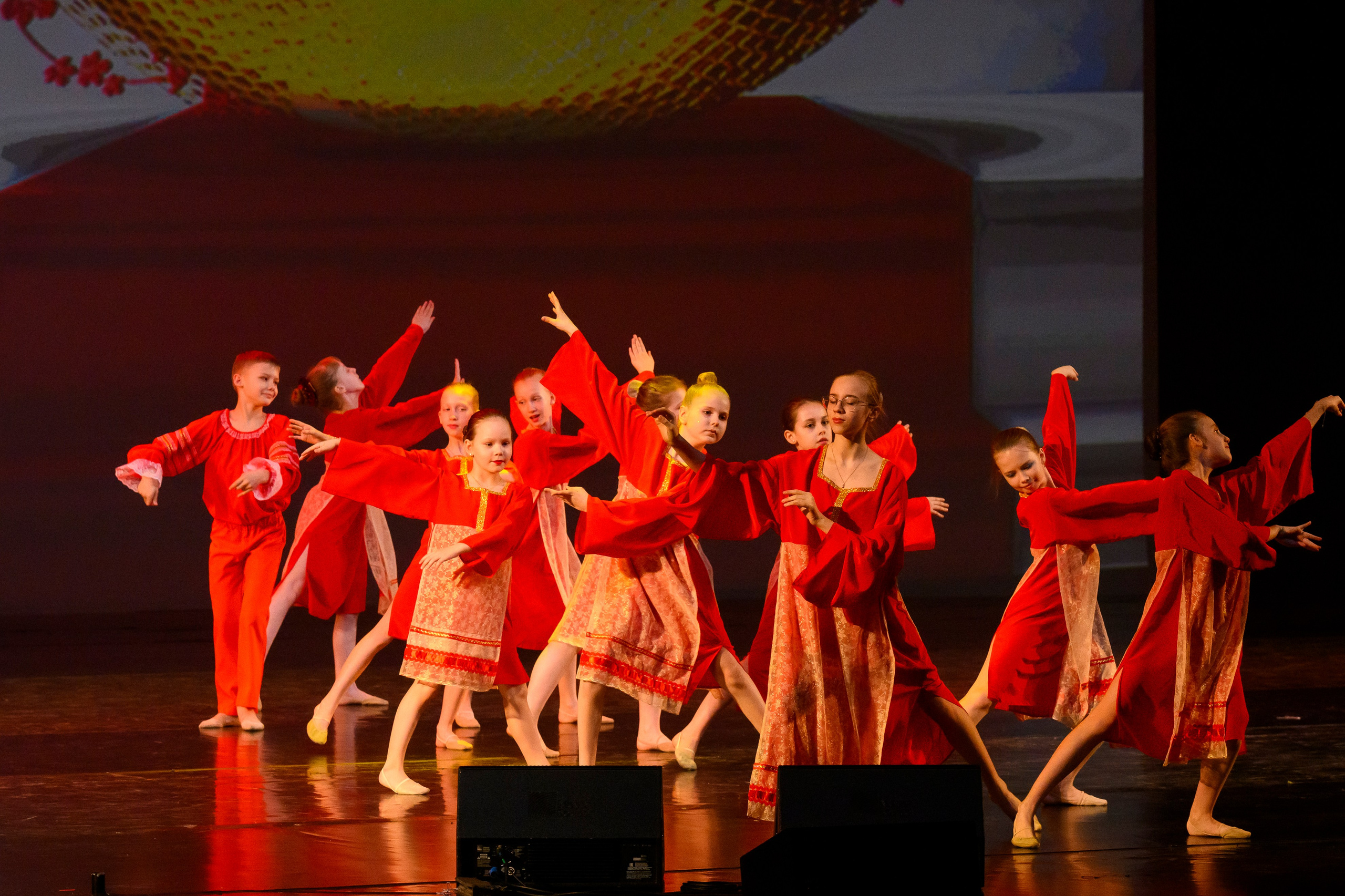 23 апреля, часть 2, БКЗ Октябрьский, г. Санкт-Петербург. Золотое яблочко