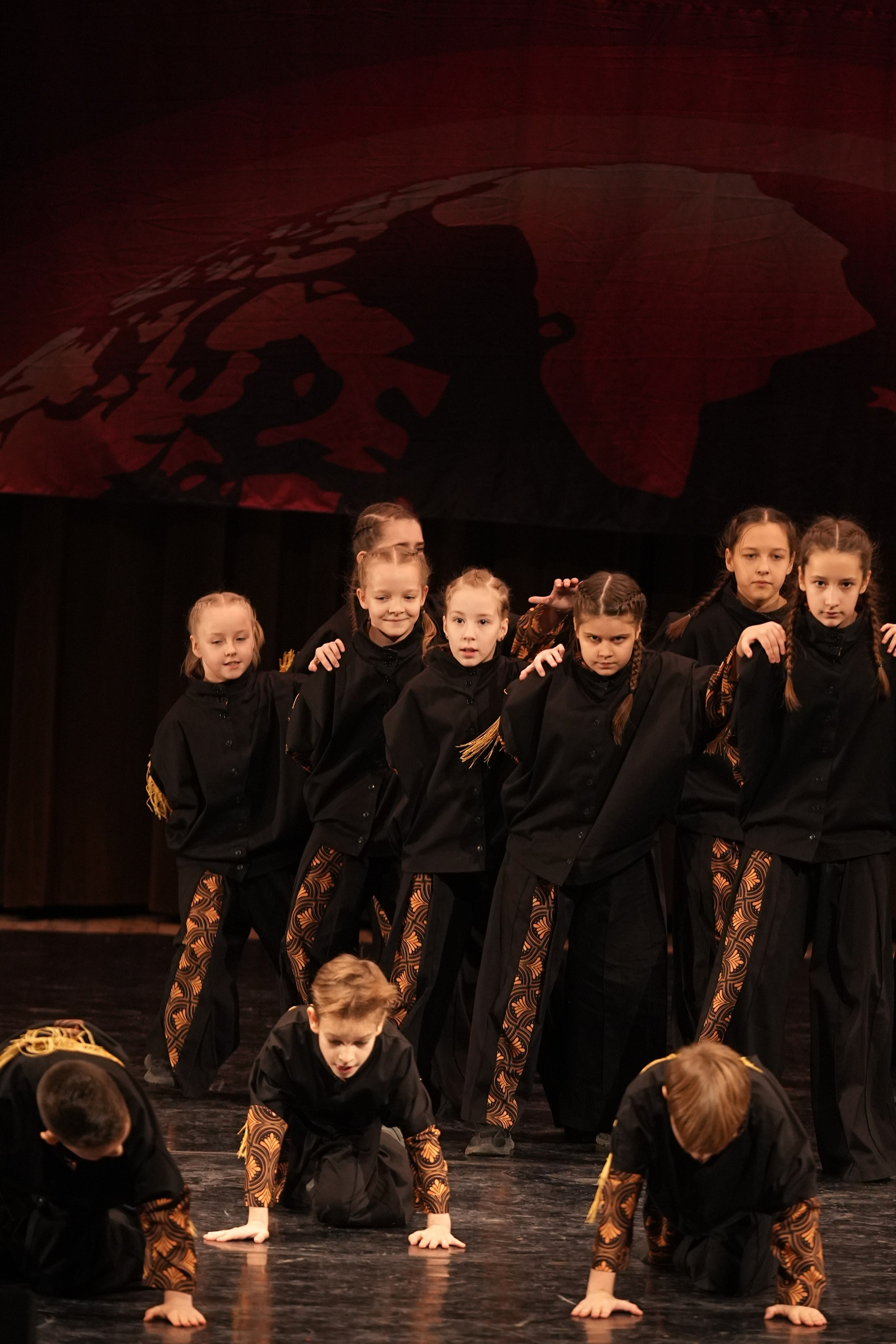 7 декабря, блок 1, г. Москва. Золотое яблочко