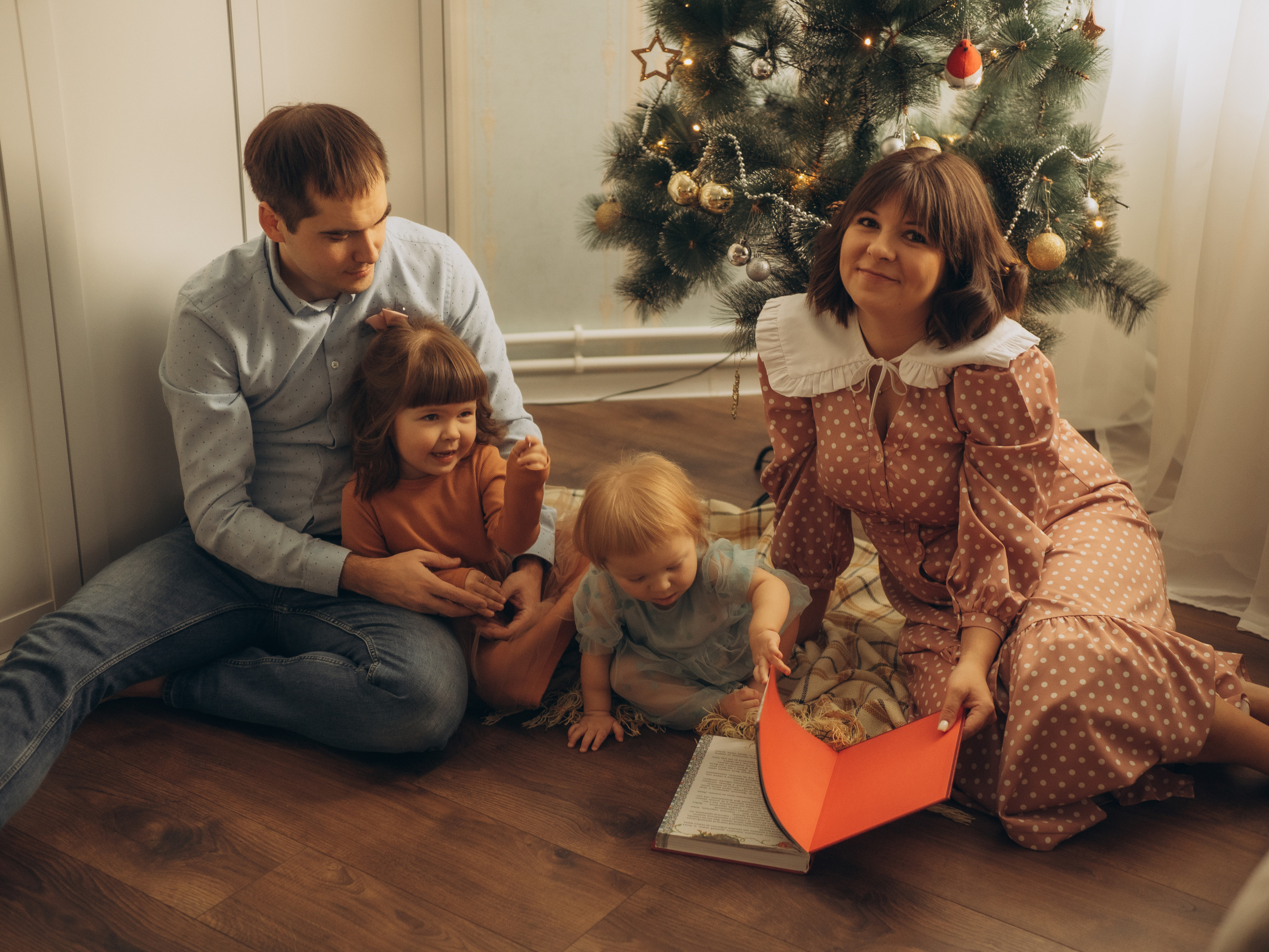 Новый год Астаховы. Семейный фотограф в Ярославле Анардович Любовь