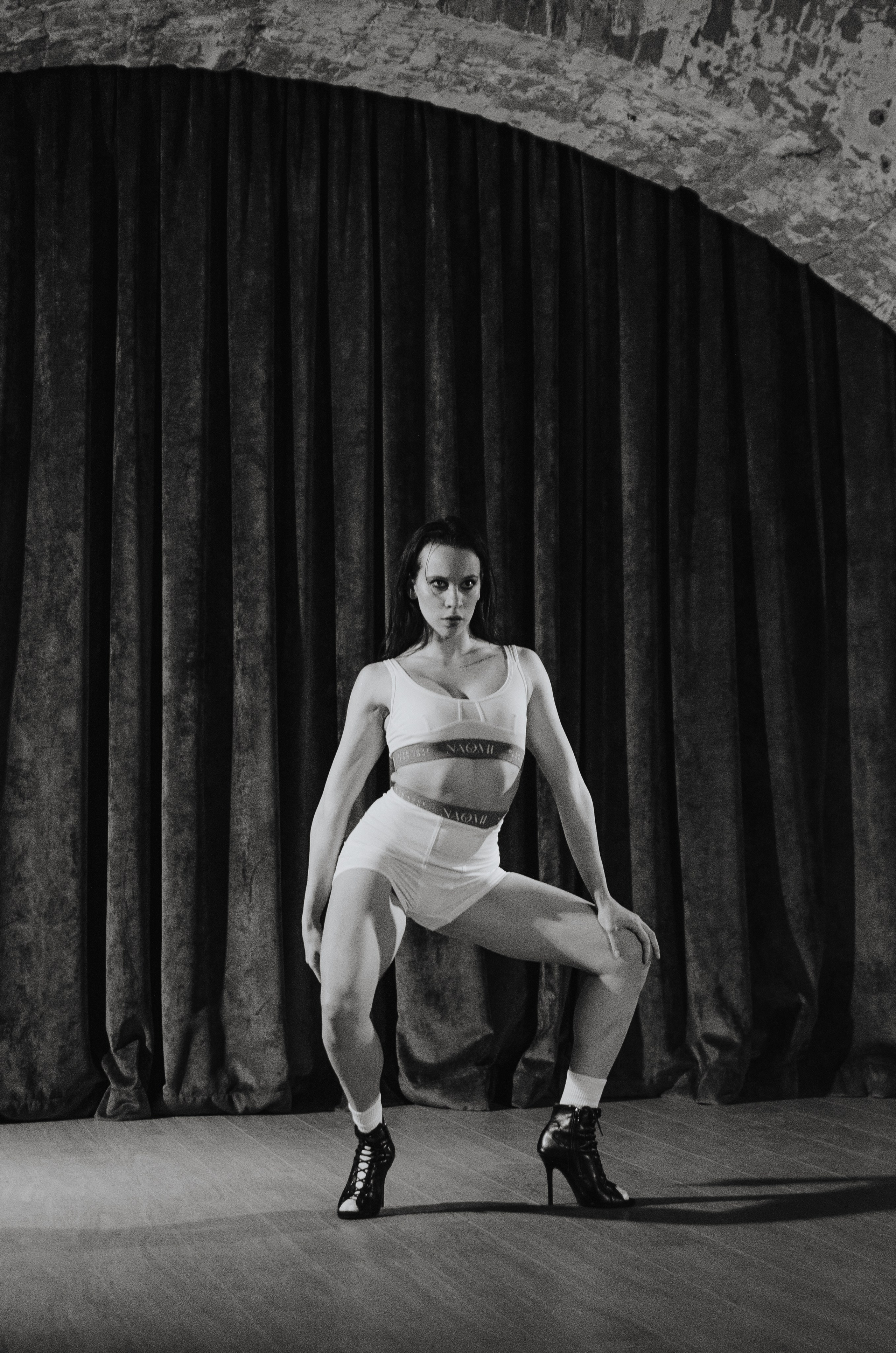 Фото-подглядки с видеосъемки танцевальной команды «Secret». Денисова Аля — фотограф для парных съемок и индивидуальных историй в Барнауле